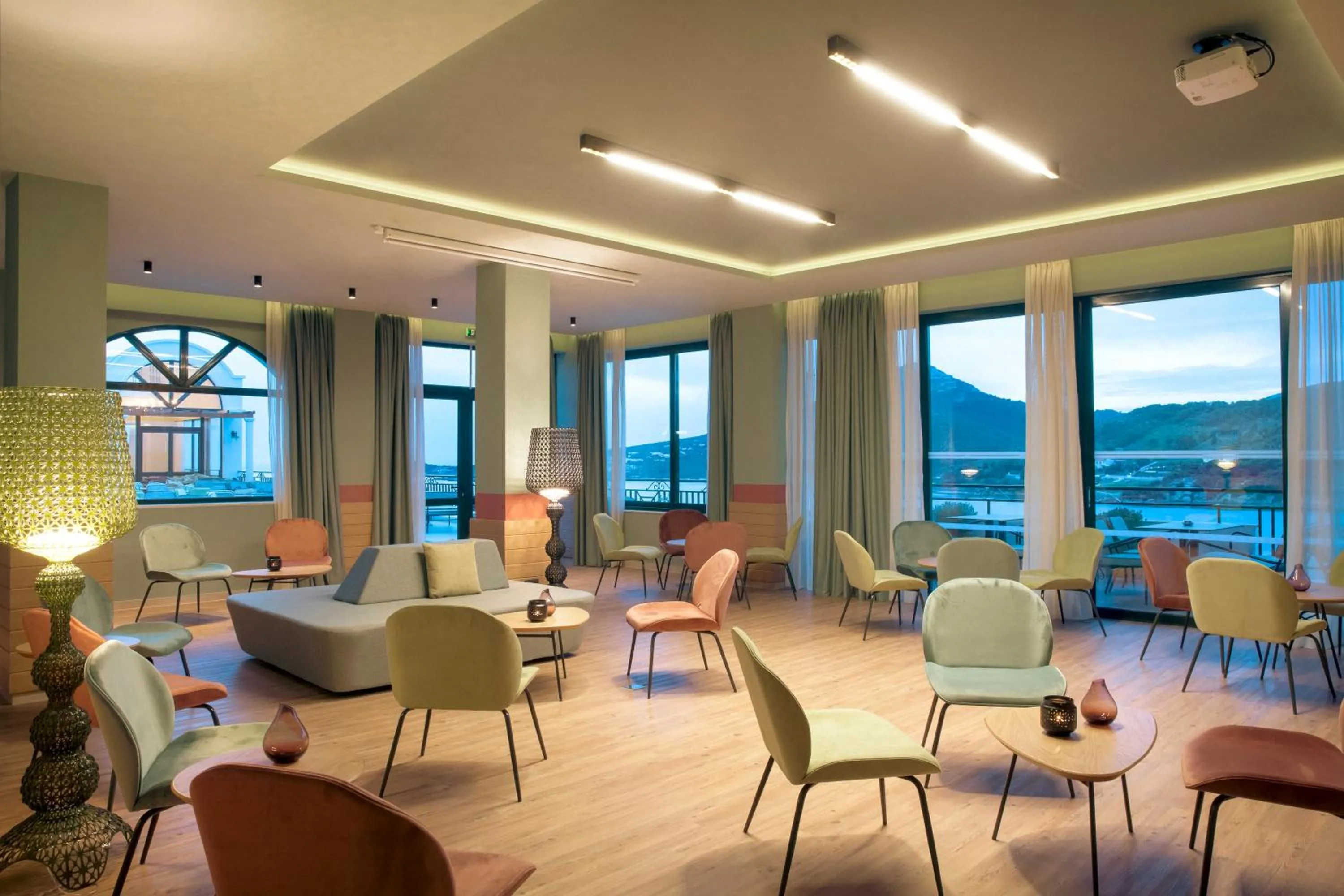 Zeus Dolce by Wyndham Athens