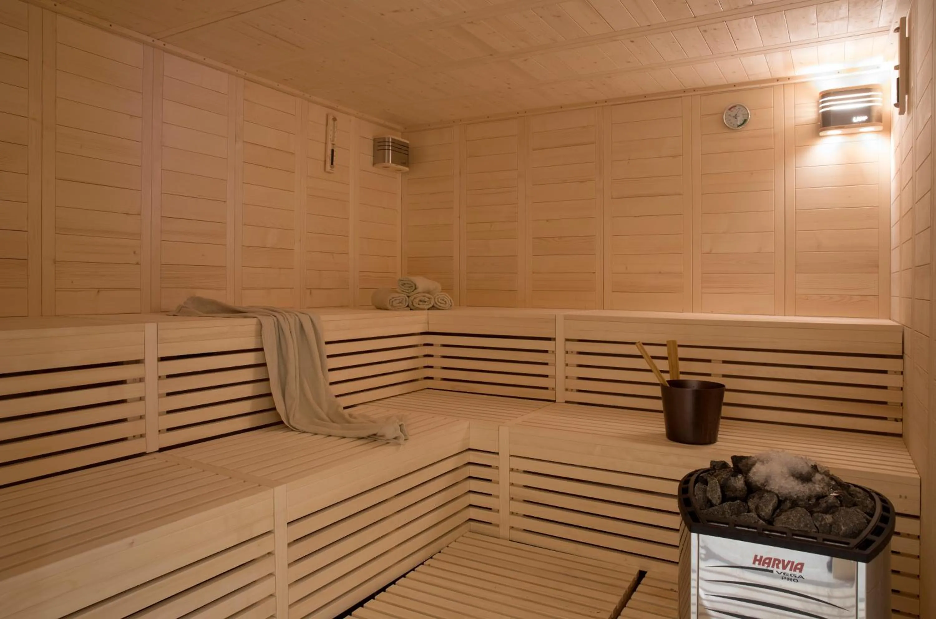 Steam room in Zeus Dolce by Wyndham Athens