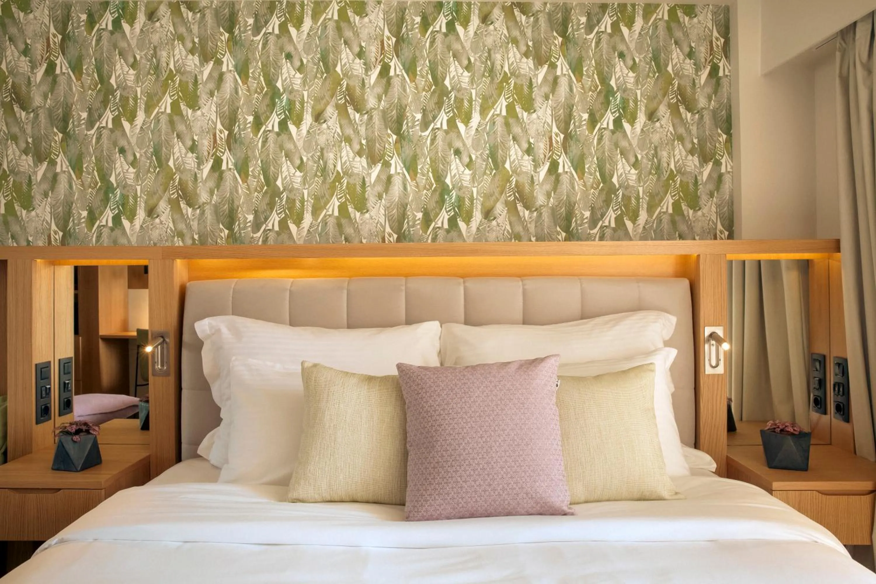 Bed in Zeus Dolce by Wyndham Athens