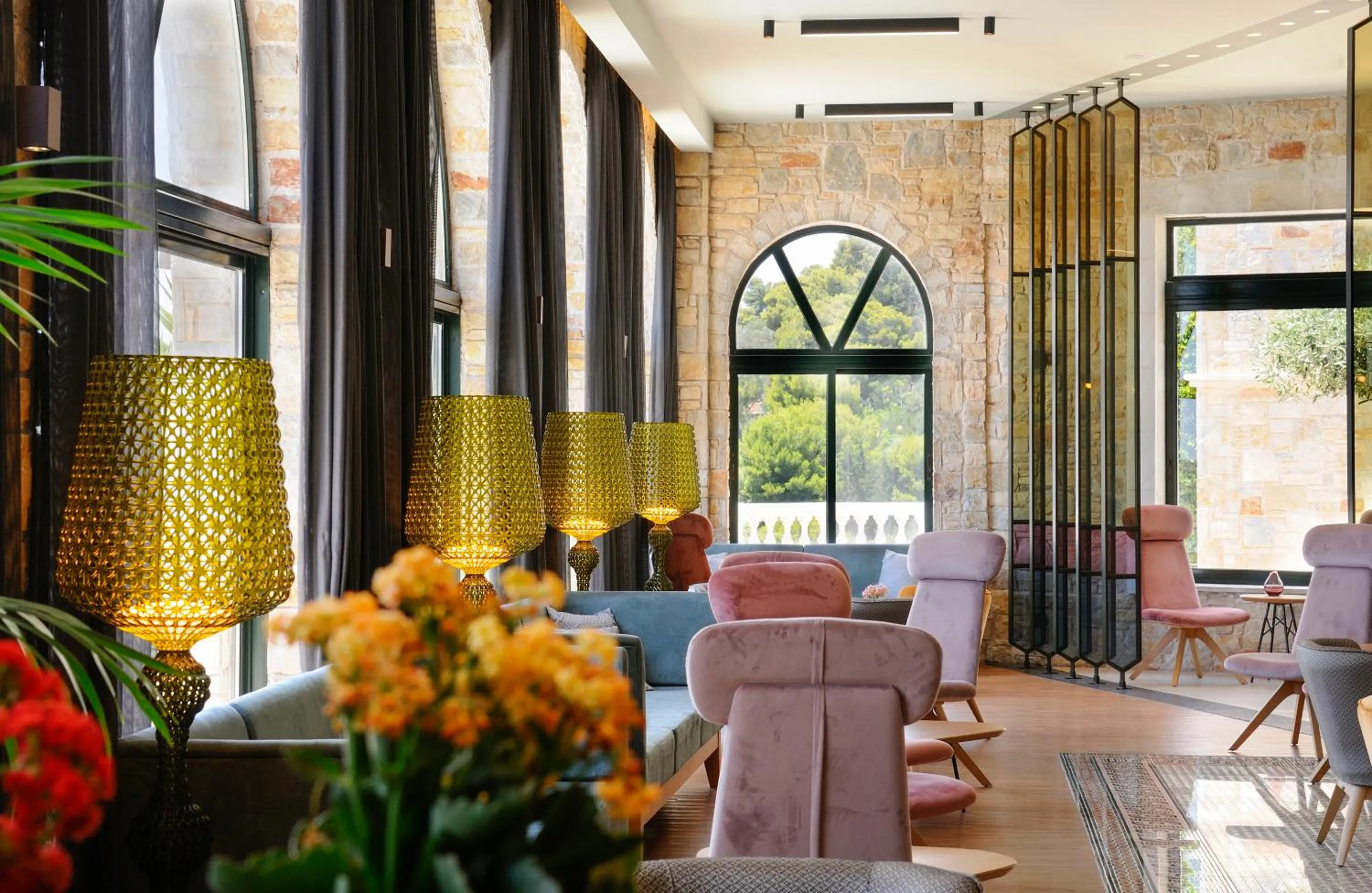 Lobby or reception in Zeus Dolce by Wyndham Athens