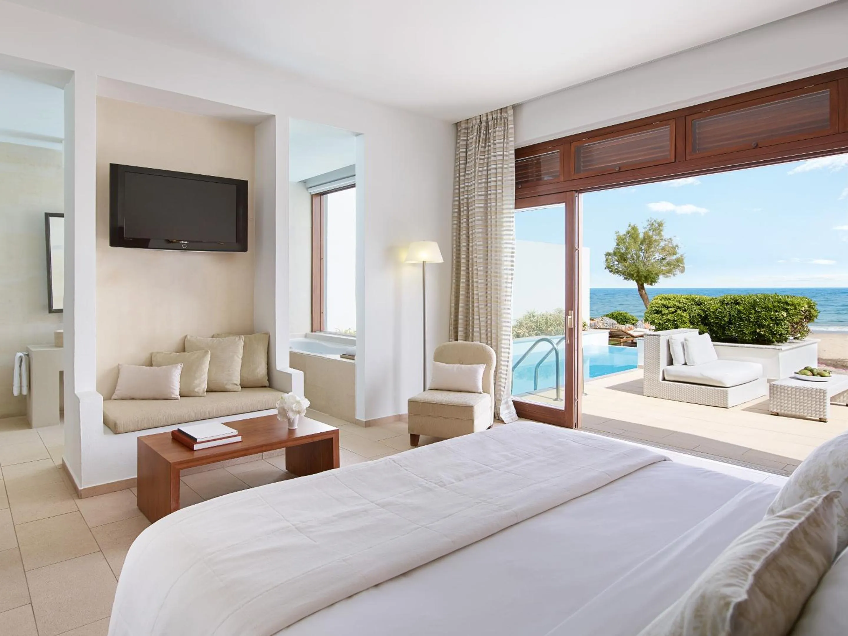 Bed in Amirandes, A Grecotel Resort to Live
