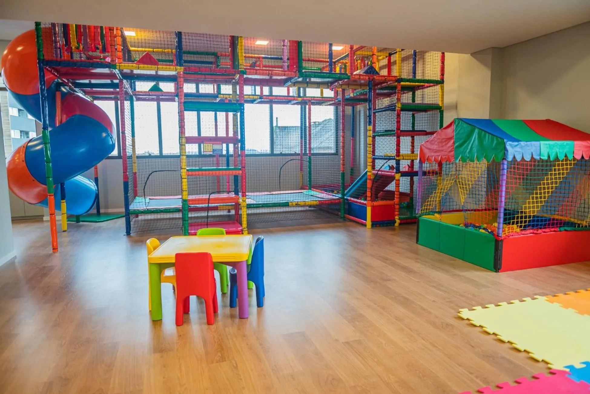 Children play ground in Dall'Onder Planalto Hotel Bento Gonçalves