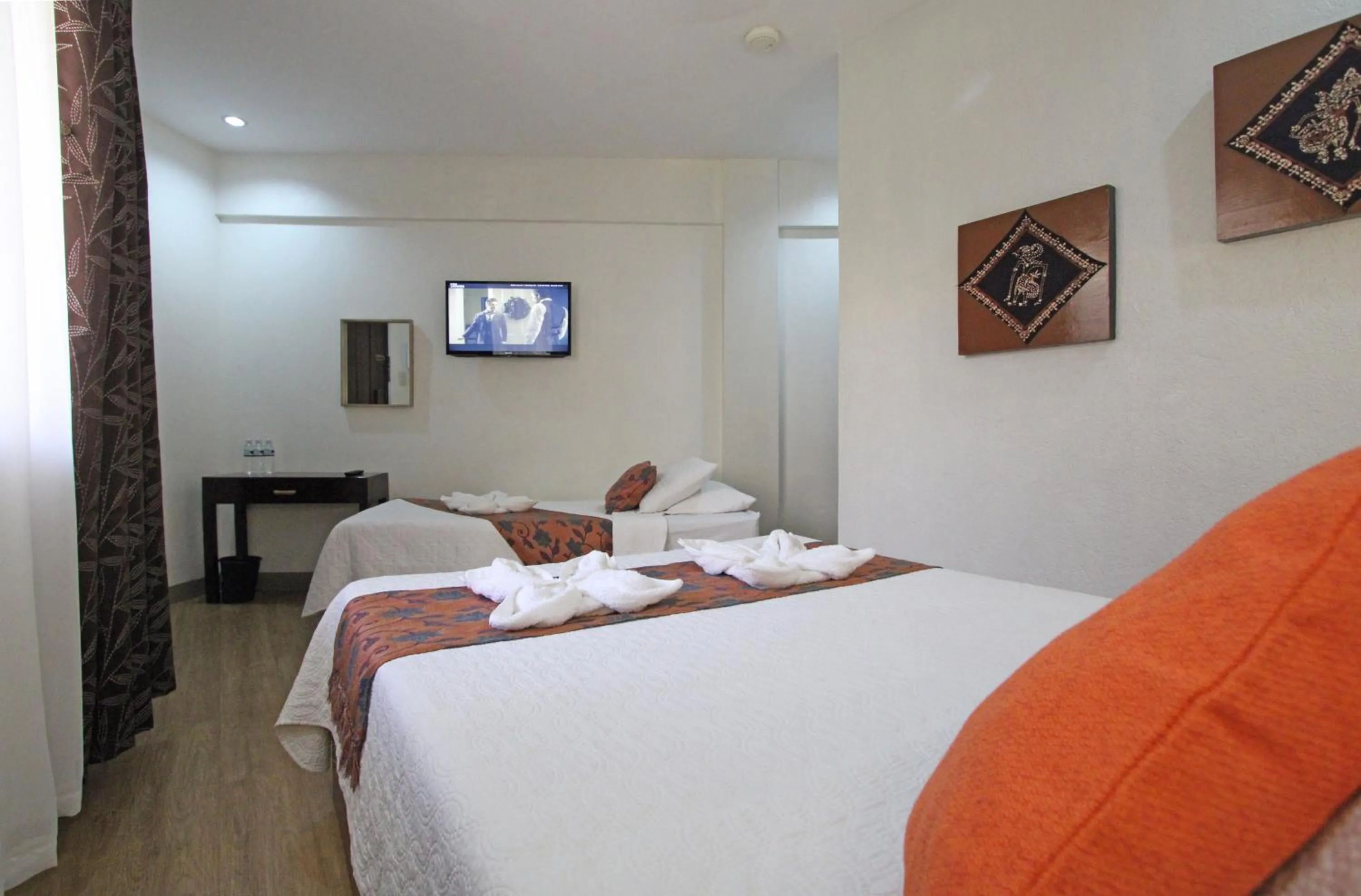 Bed in Balaibinda Lodge