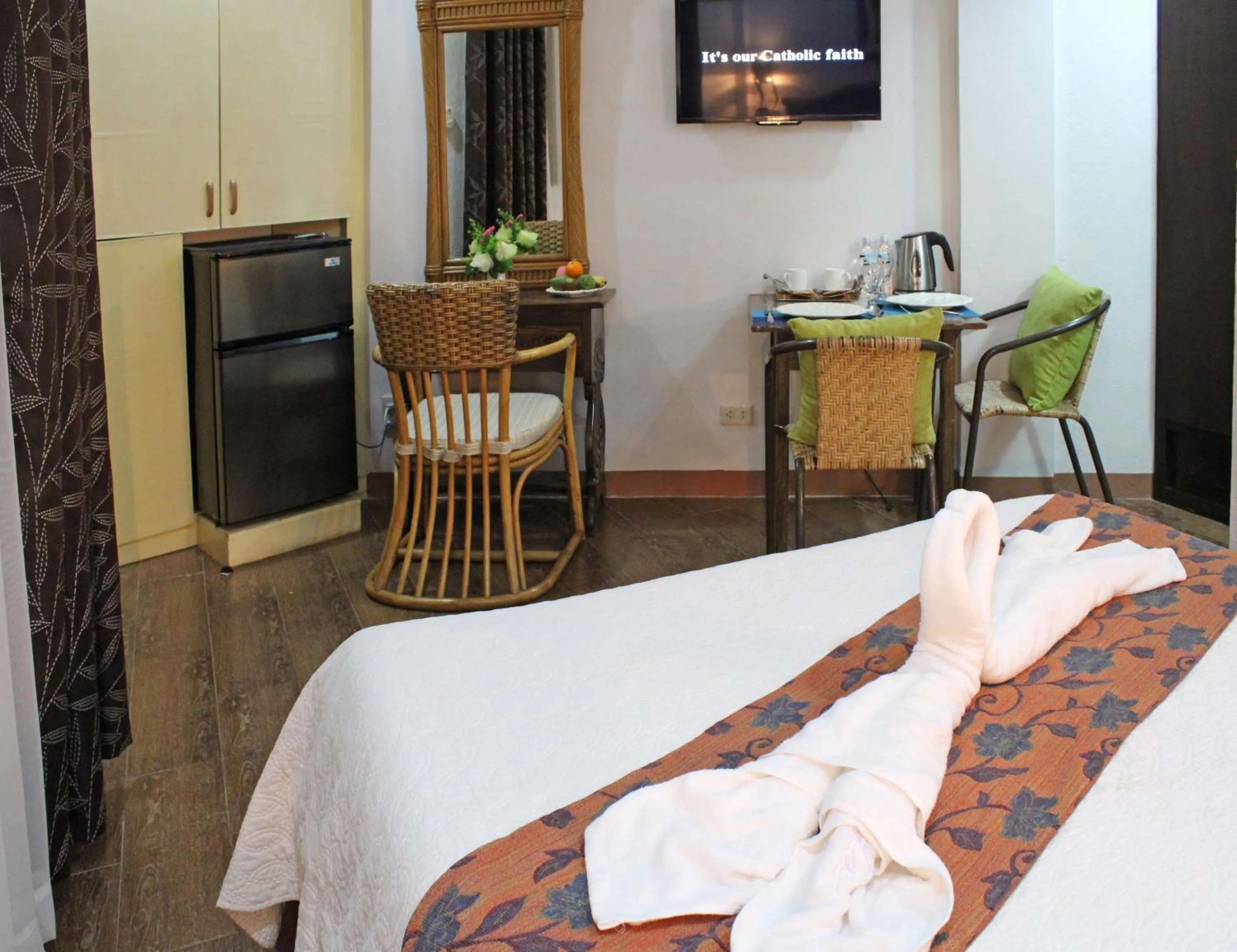 Bed in Balaibinda Lodge