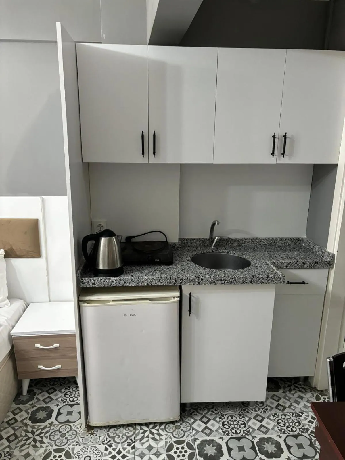 Coffee/tea facilities in Mara Suite Taxim