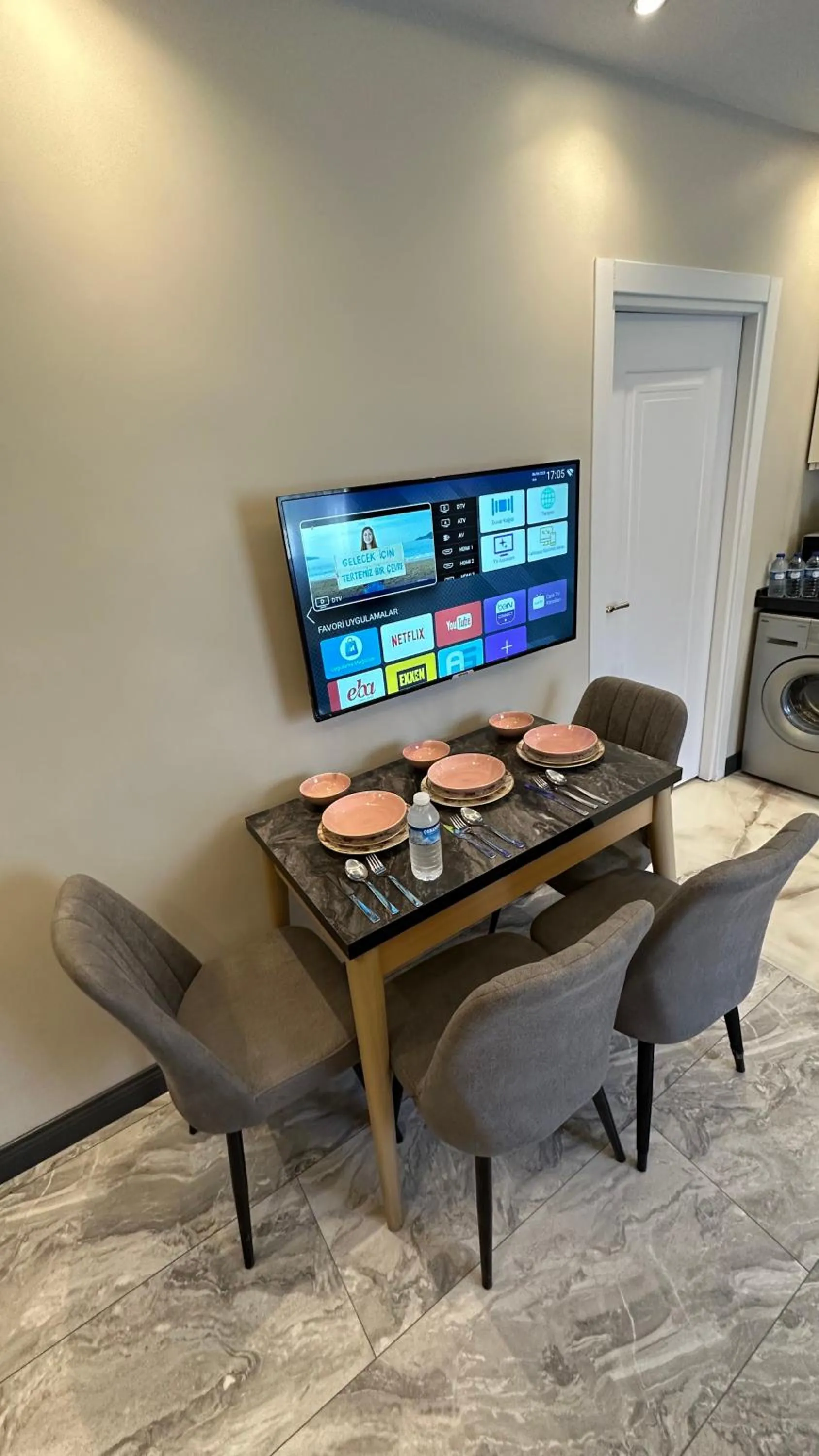 Dining area in Mar Boutique Apartment