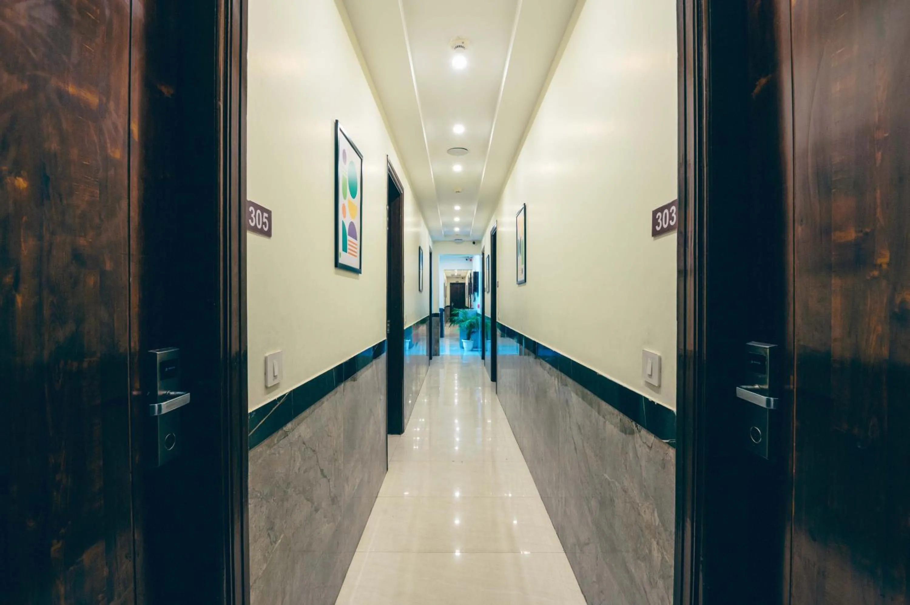 Lobby or reception in Treebo Sunny Feast