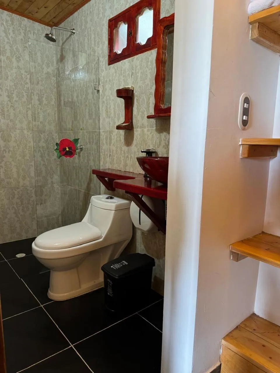 Shower in Jardin de los Silleteros Agro Parque Hotel