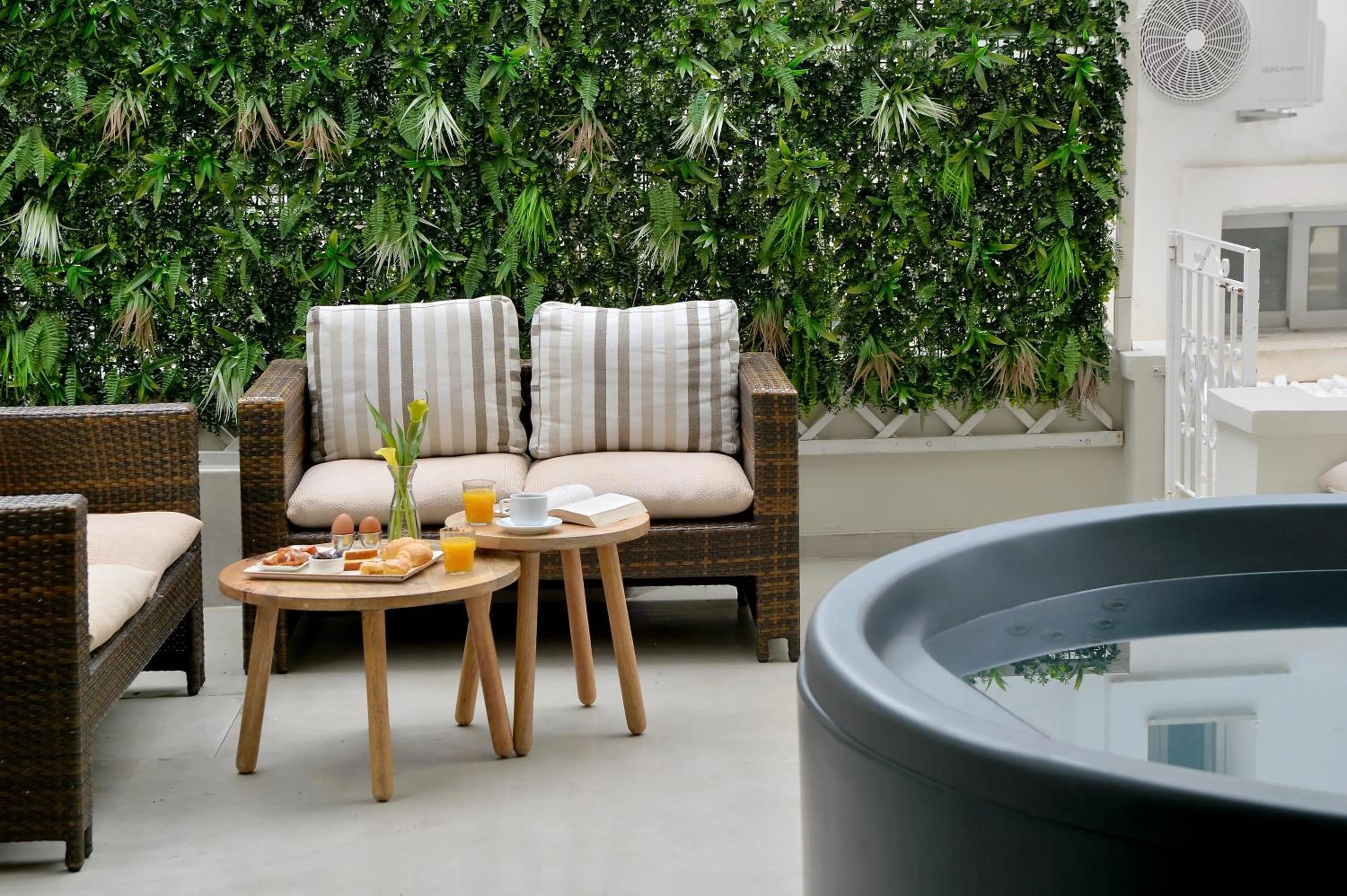 Hot Tub in Aktaion Beach Boutique Hotel & Spa