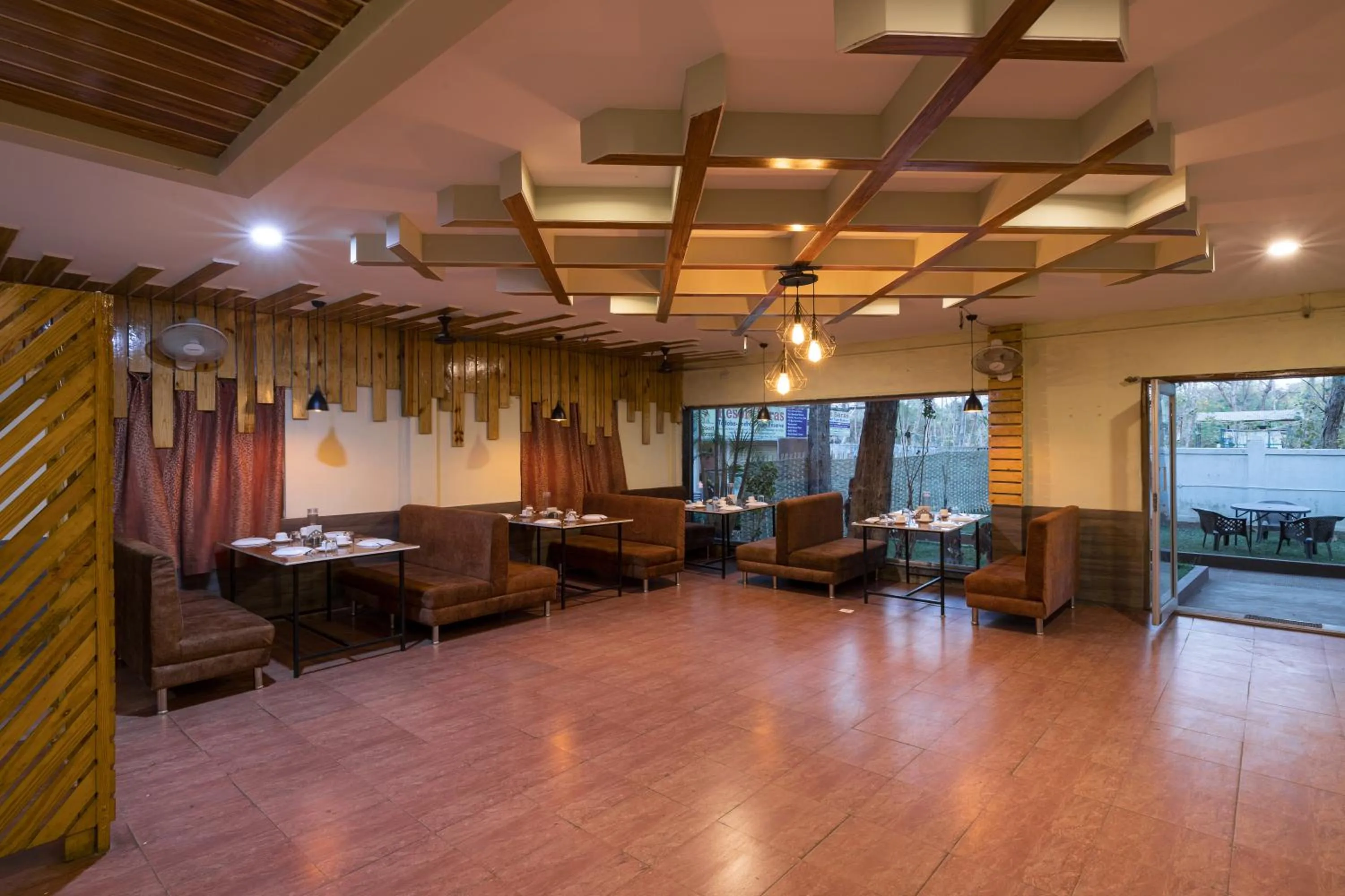 Restaurant/places to eat in Avadale Tadoba - Stag Groups Not Allowed