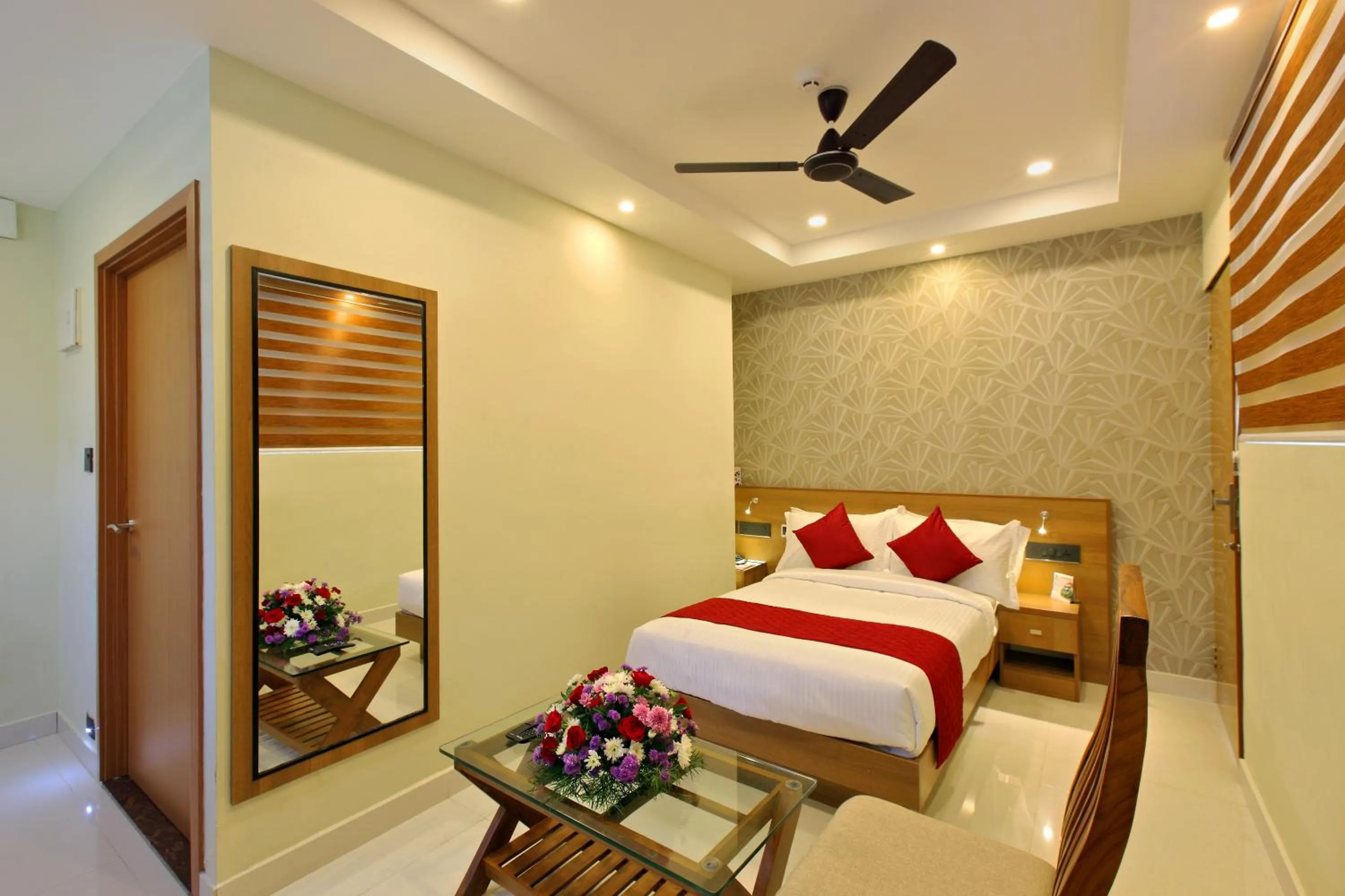 Bed in Hotel NovArk Munnar