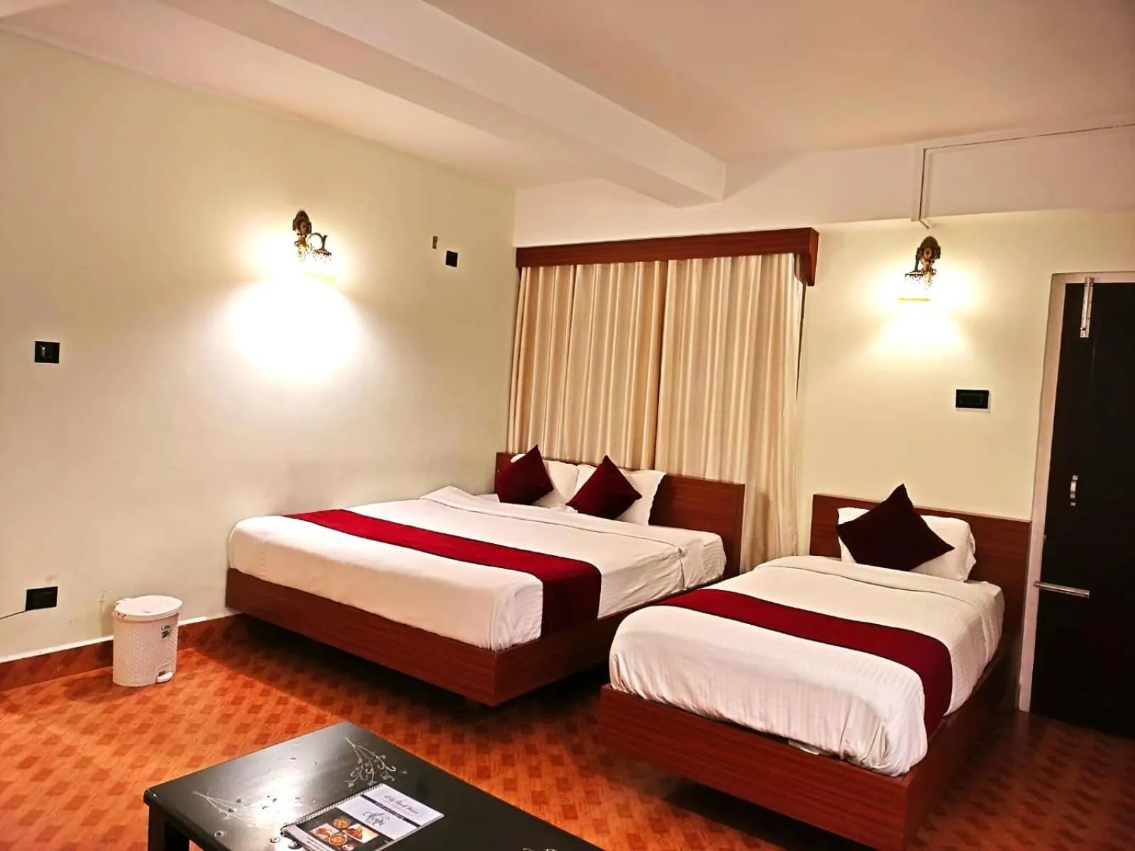 Bed in LILY GUEST HOUSE