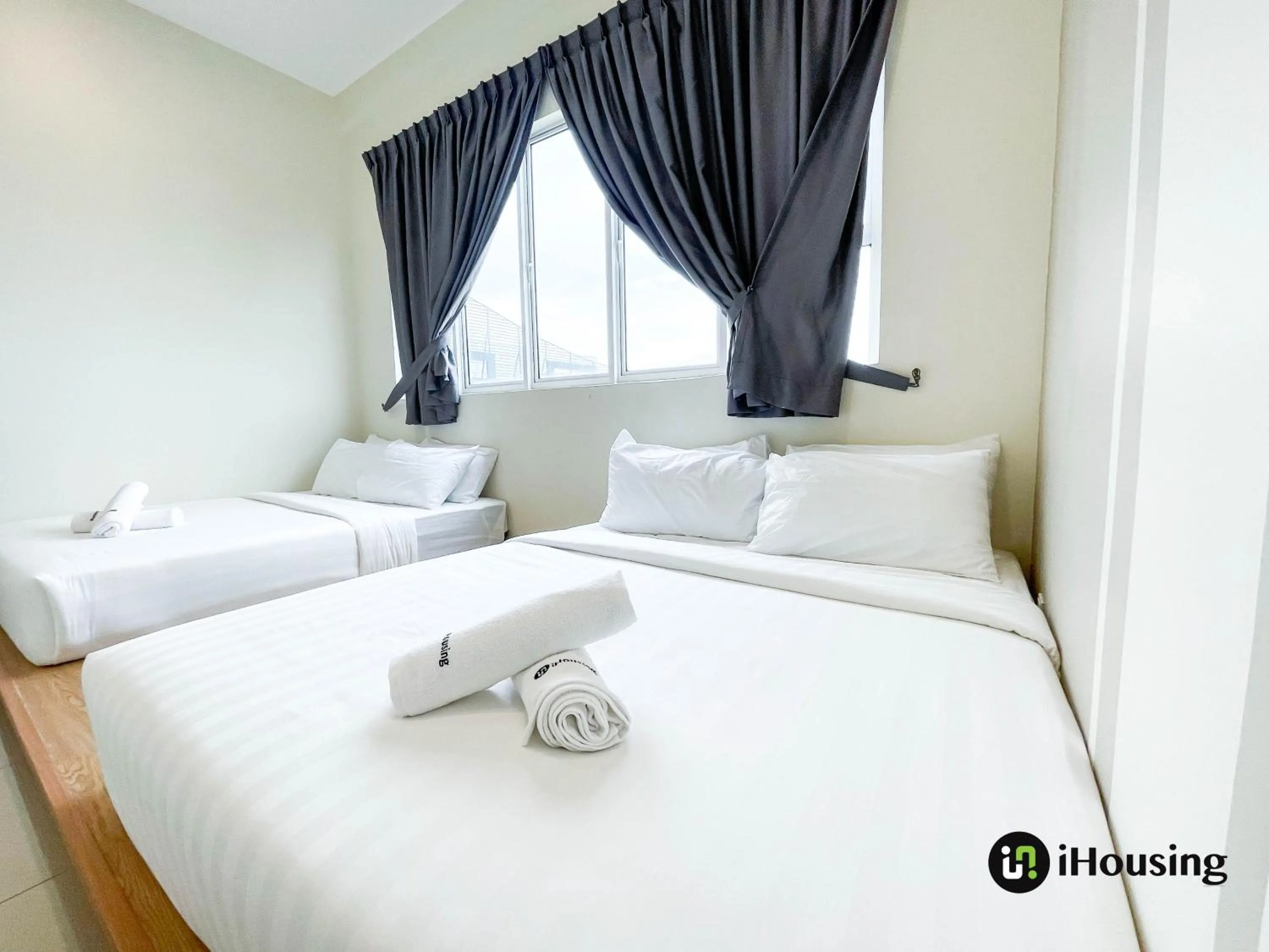Bed in Amber Cove Melaka Premium By I Housing