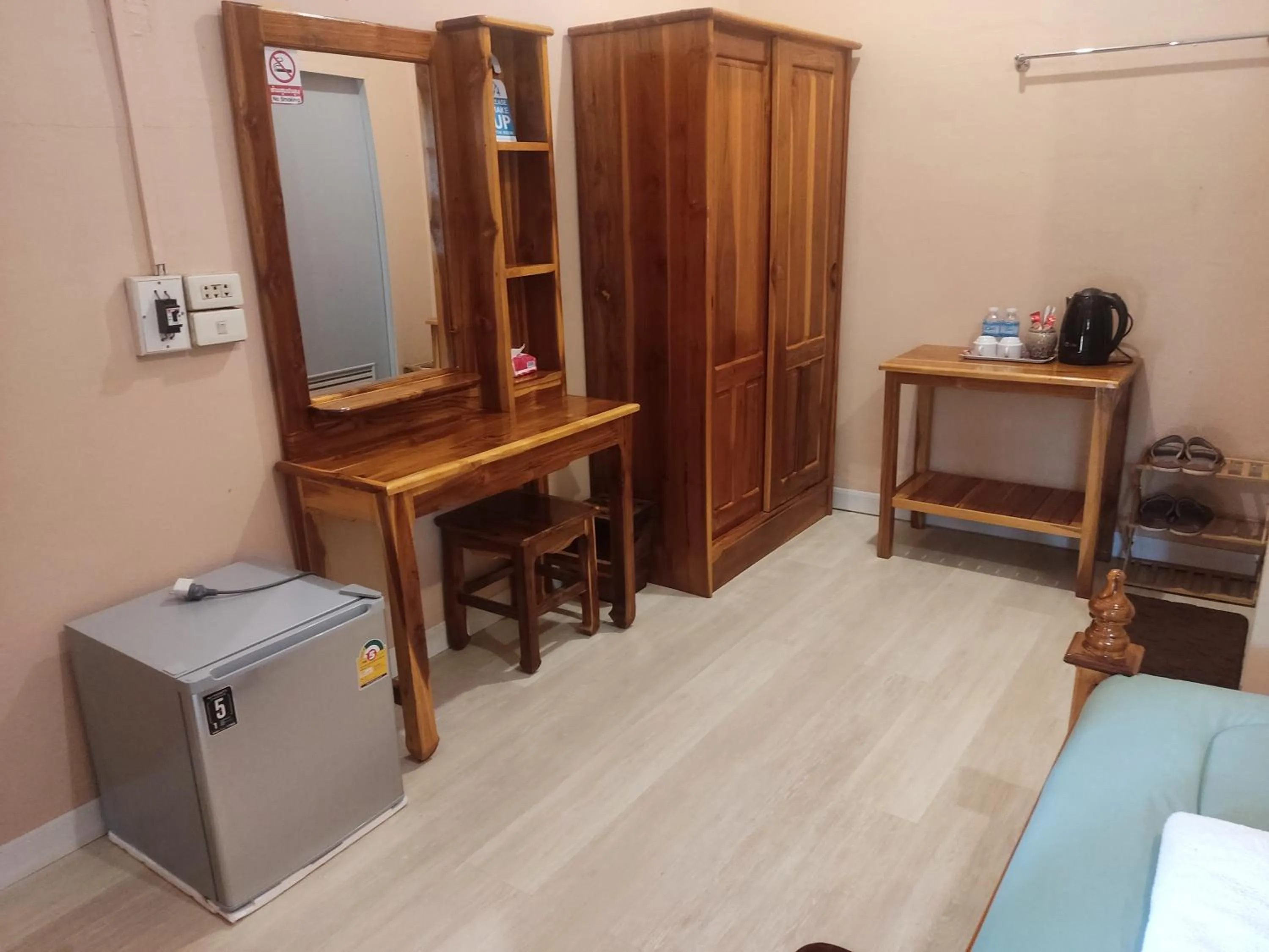 Photo of the whole room in Erawan Guesthouse