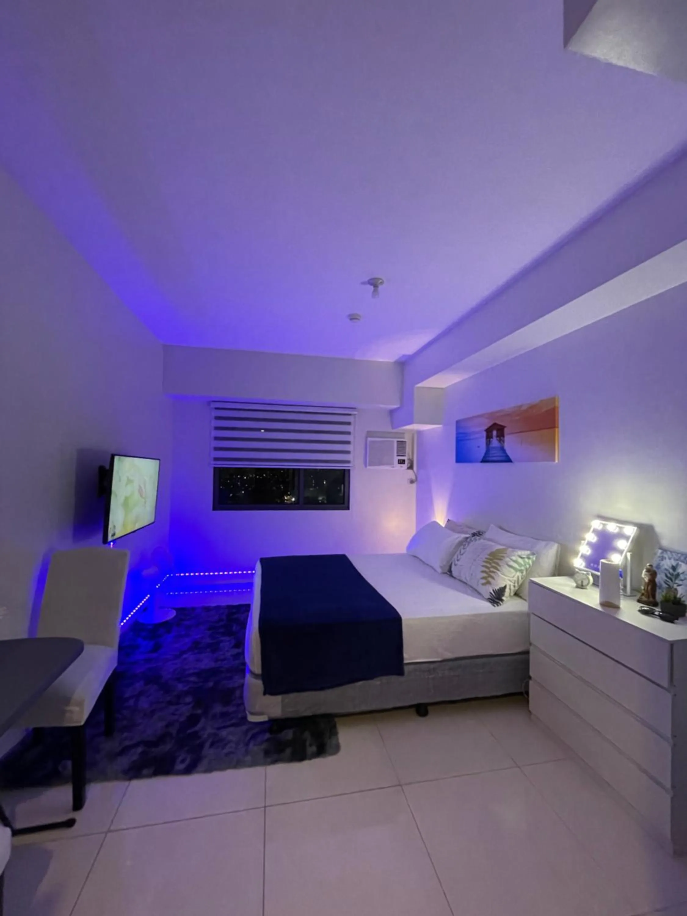 Bed in Cozy Studio at Horizon 101