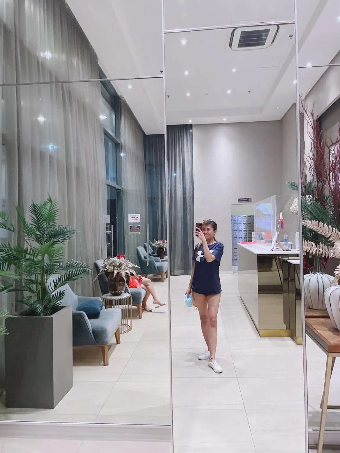 Lobby or reception in Cozy Studio at Horizon 101