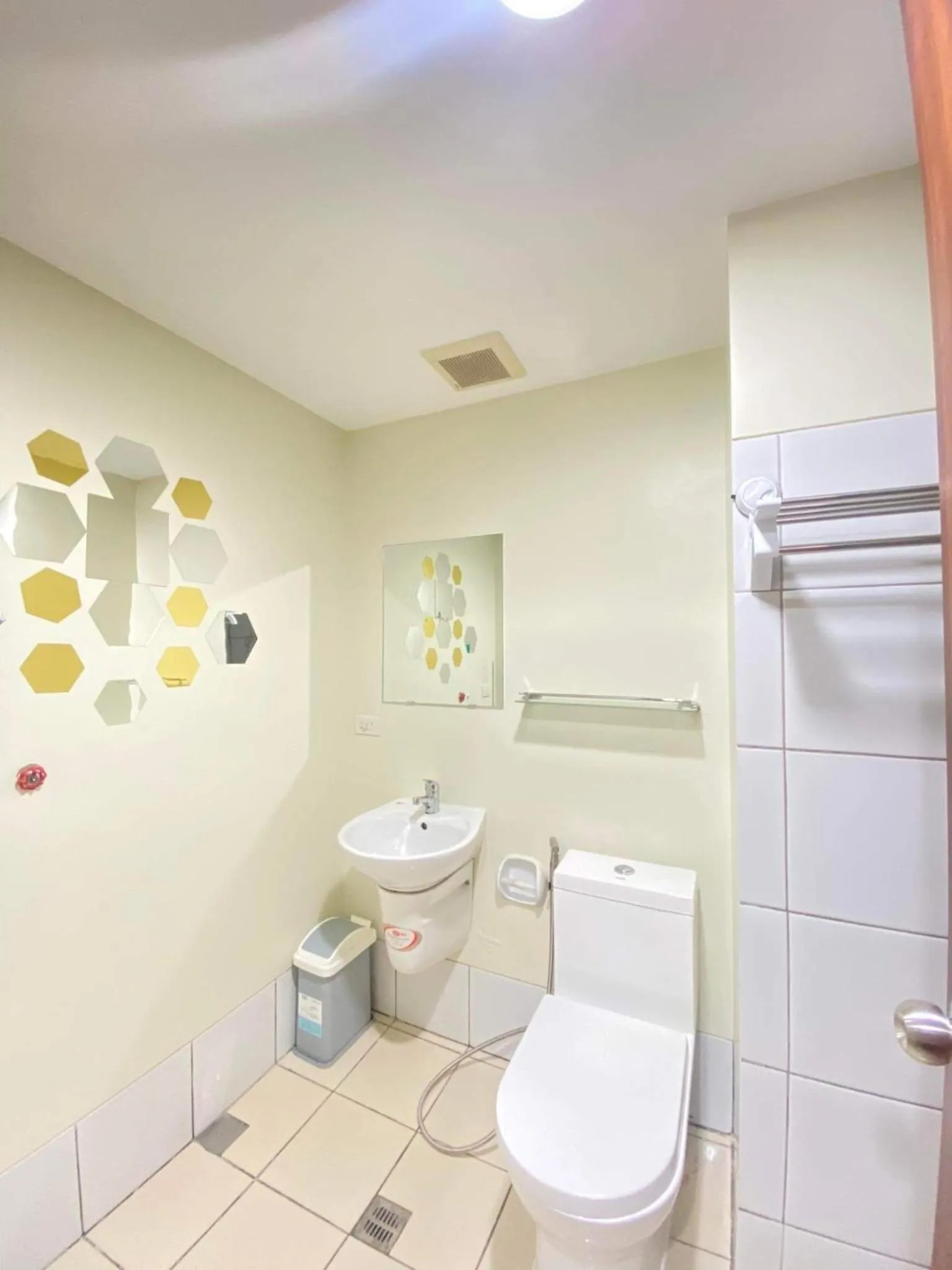 Bathroom in Cozy Studio at Horizon 101