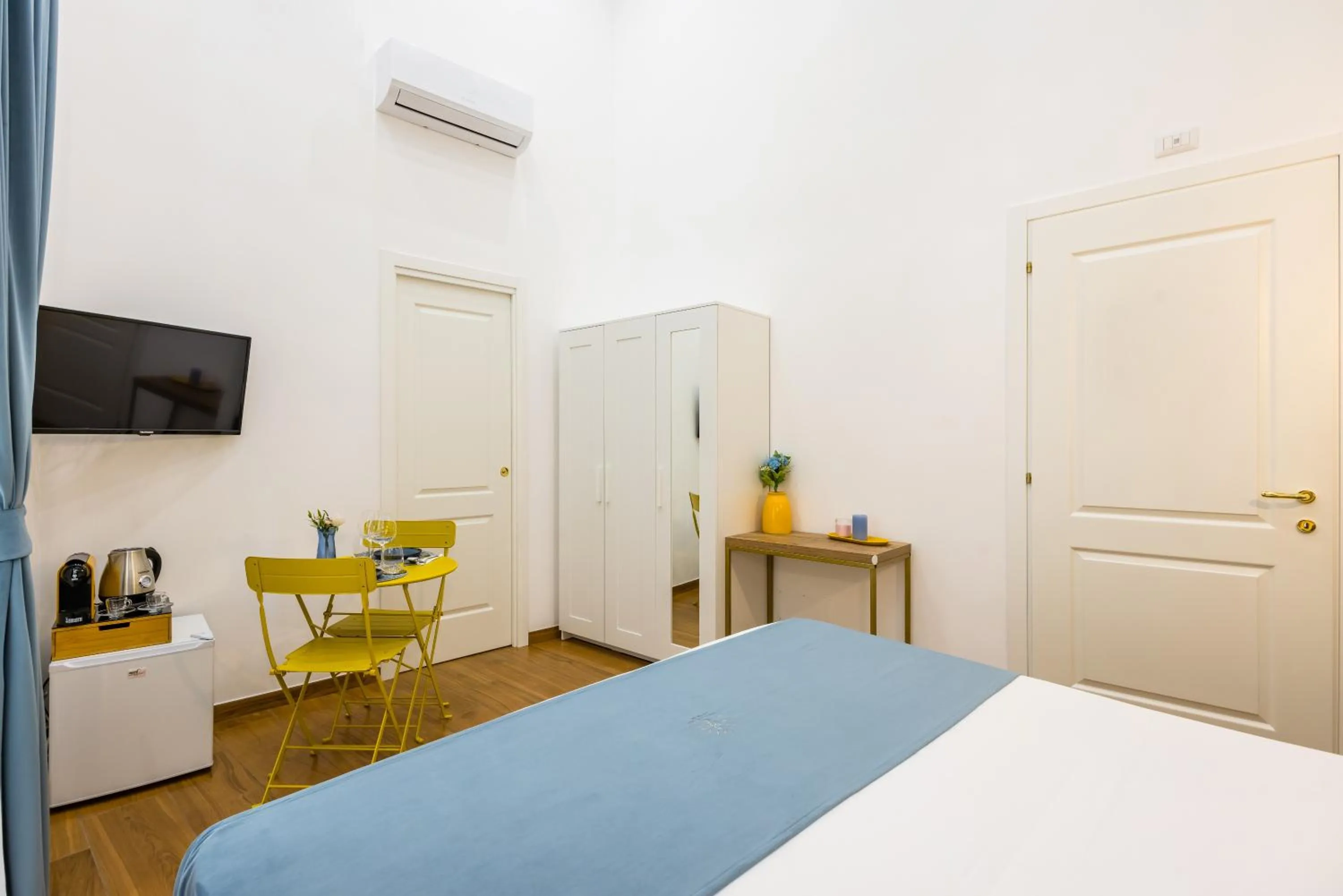 TV and multimedia, Bed in L'Angolo d'o core