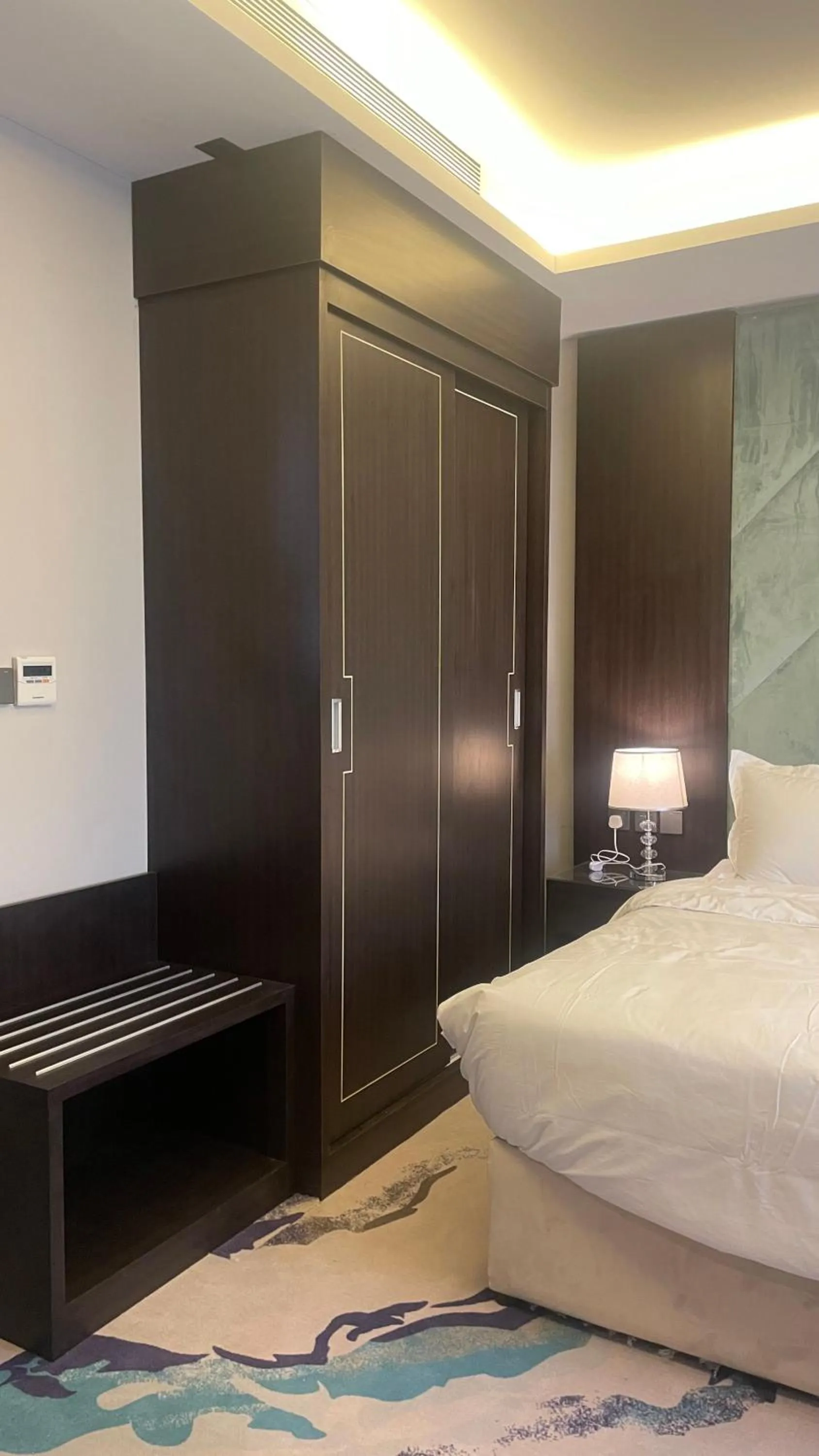 Bed in Al Wateen Hotel