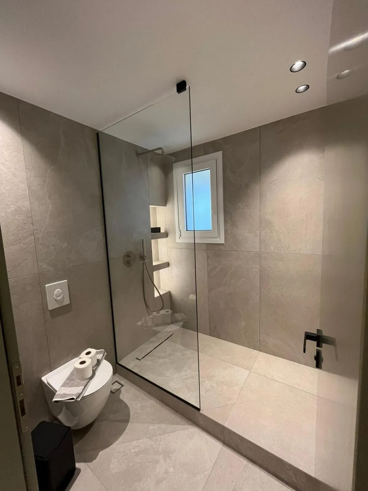 Shower in Mediterranean Sea Top Floor