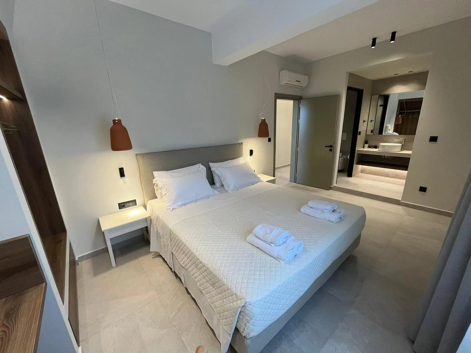 Photo of the whole room, Bed in Mediterranean Sea Top Floor