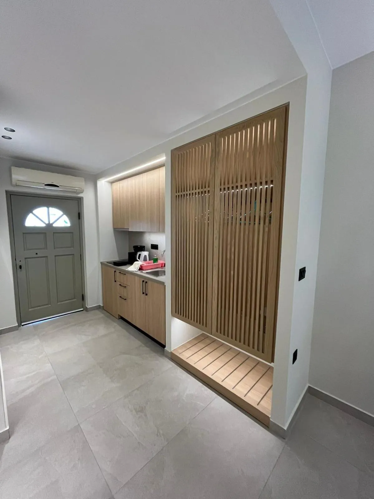 Photo of the whole room in Mediterranean Sea Top Floor