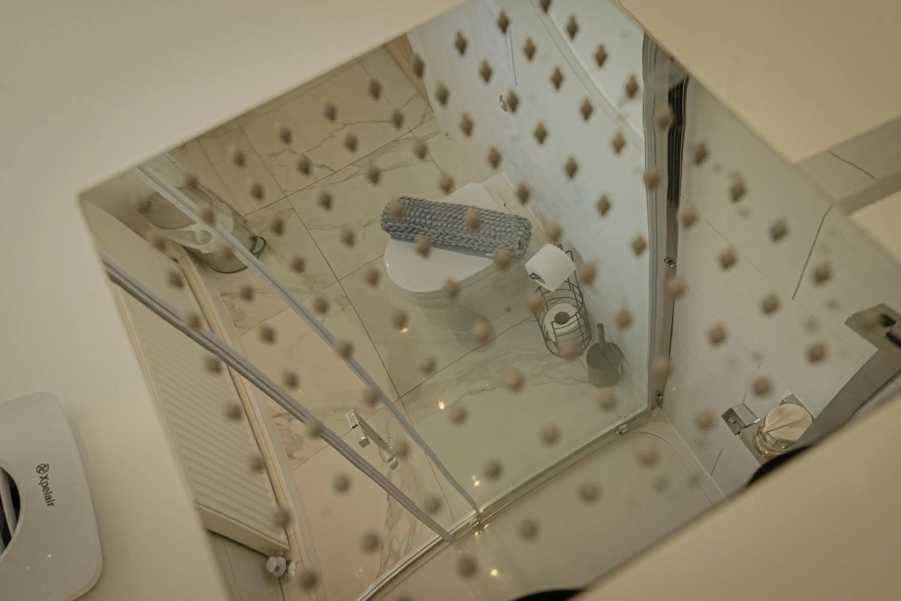 Bathroom in Bellevue Apartments Middlesborough