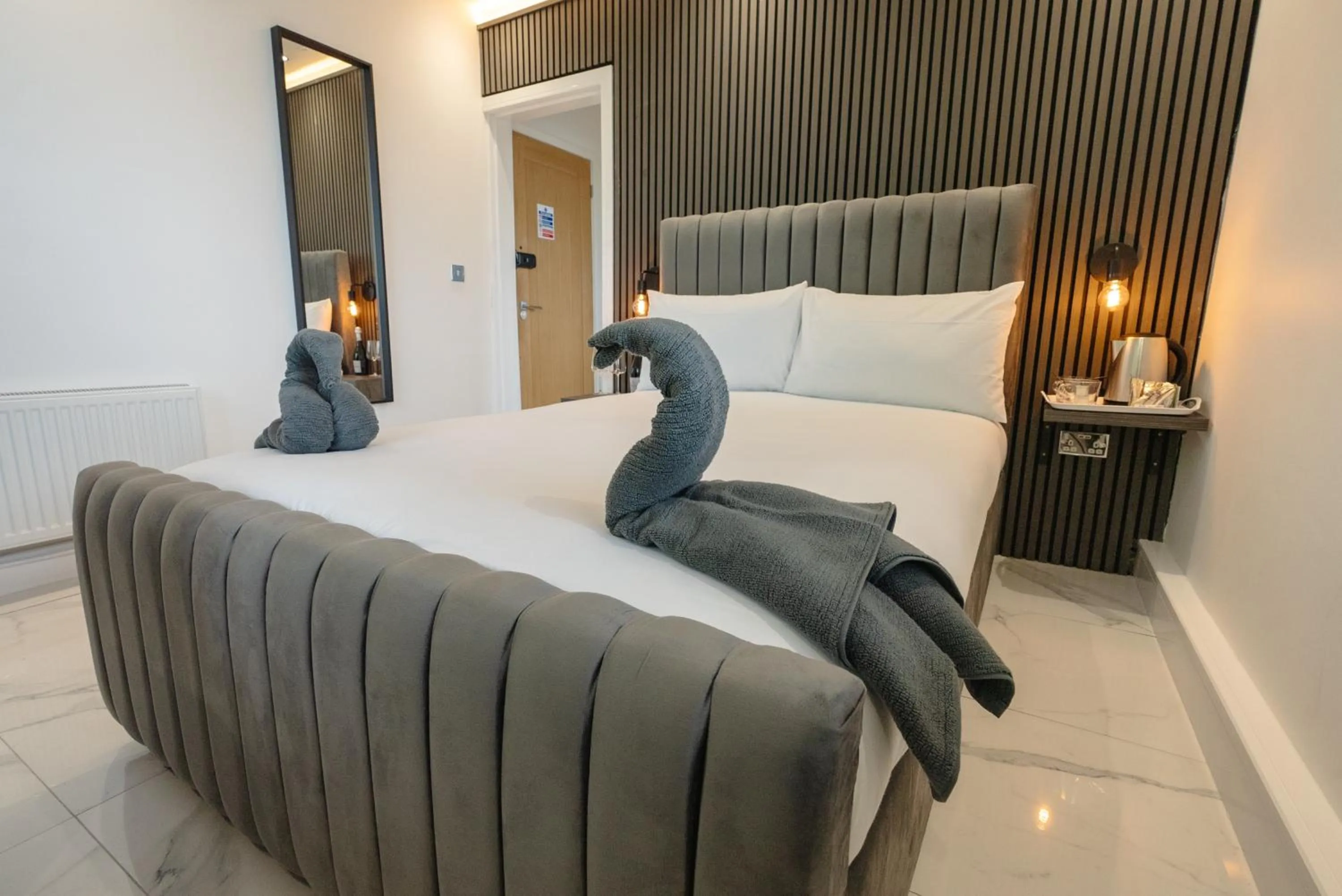 Bedroom, Bed in Bellevue Apartments Middlesborough