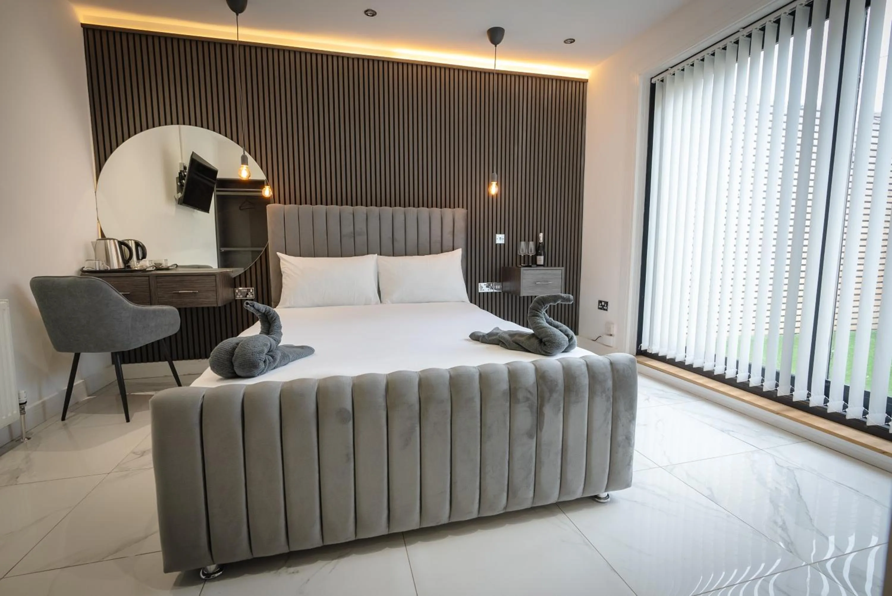 Bedroom, Bed in OYO Bellevue Apartments Middlesborough