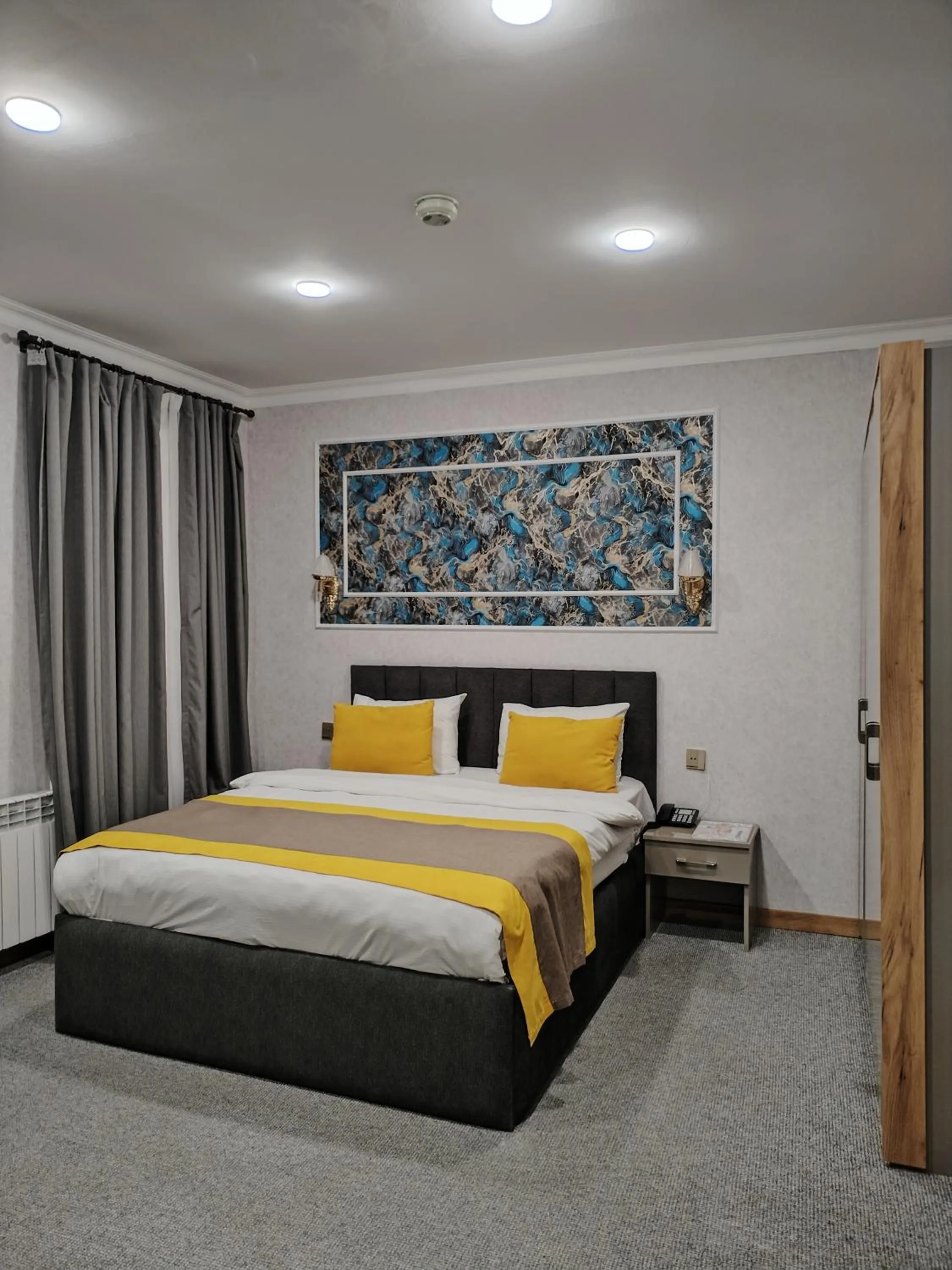 Bedroom, Bed in Pera Hotel Baku
