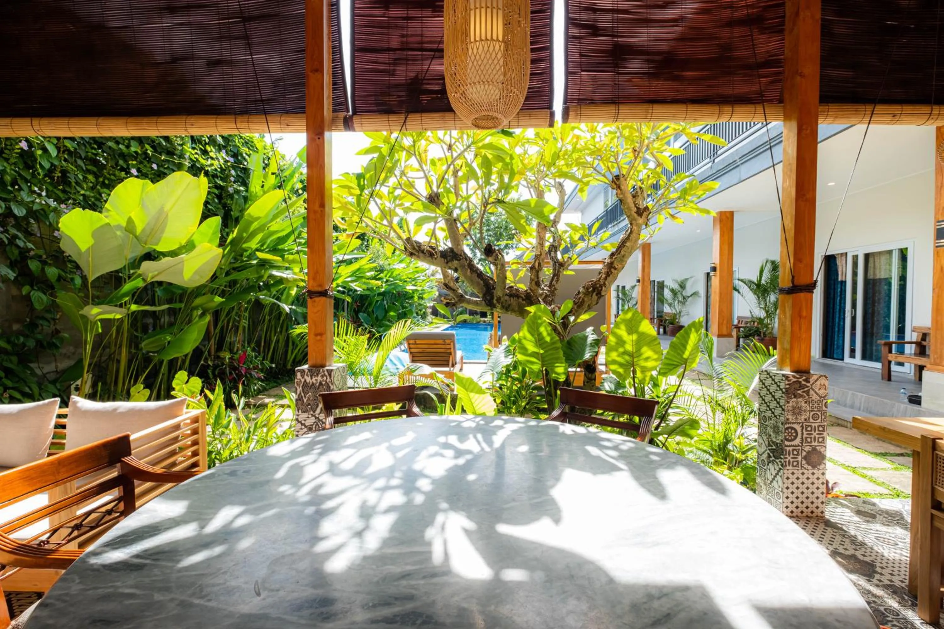 Day in Kubu Kirana by Supala