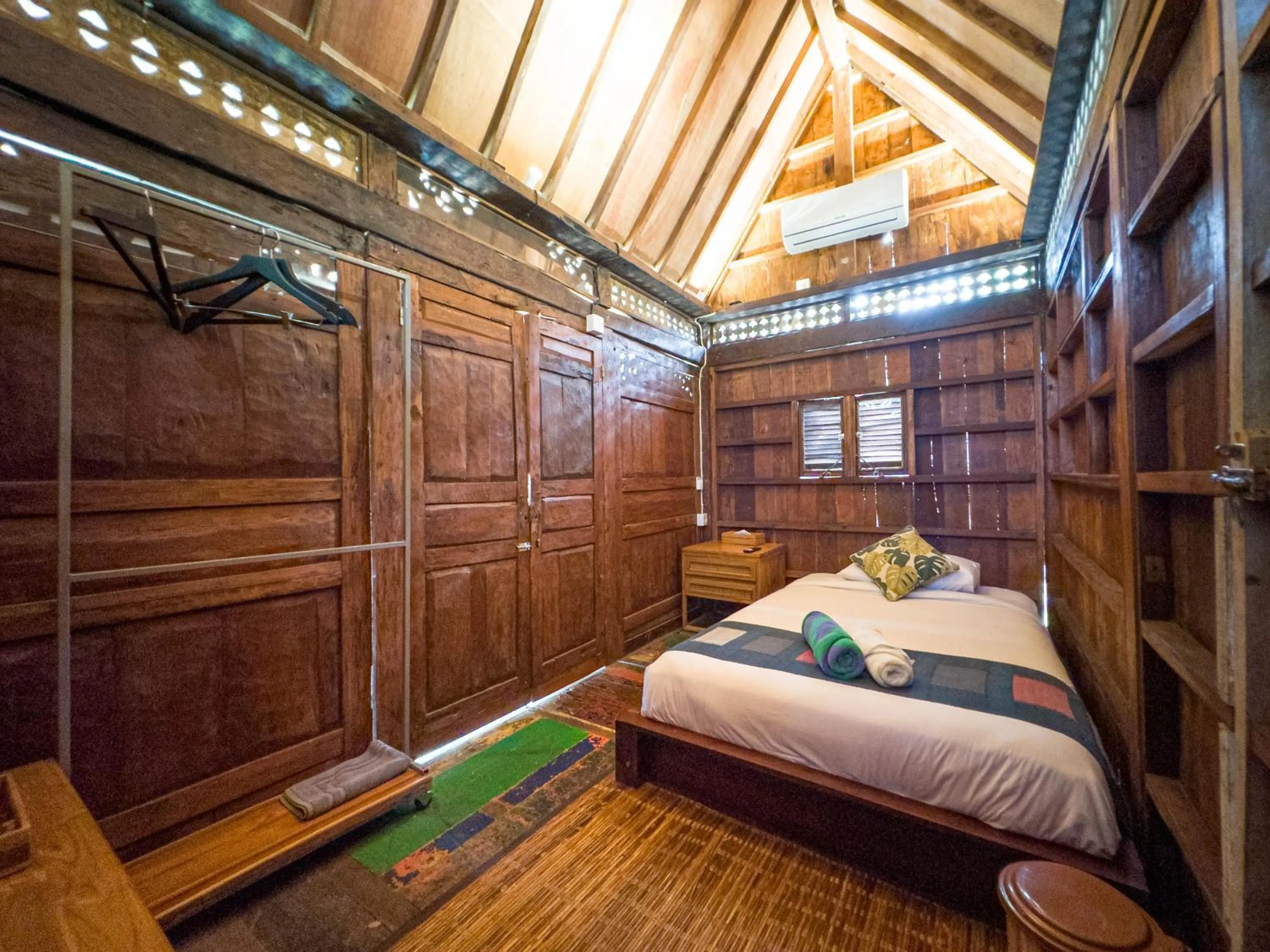 Bedroom, Bed in Kubu Kirana by Supala