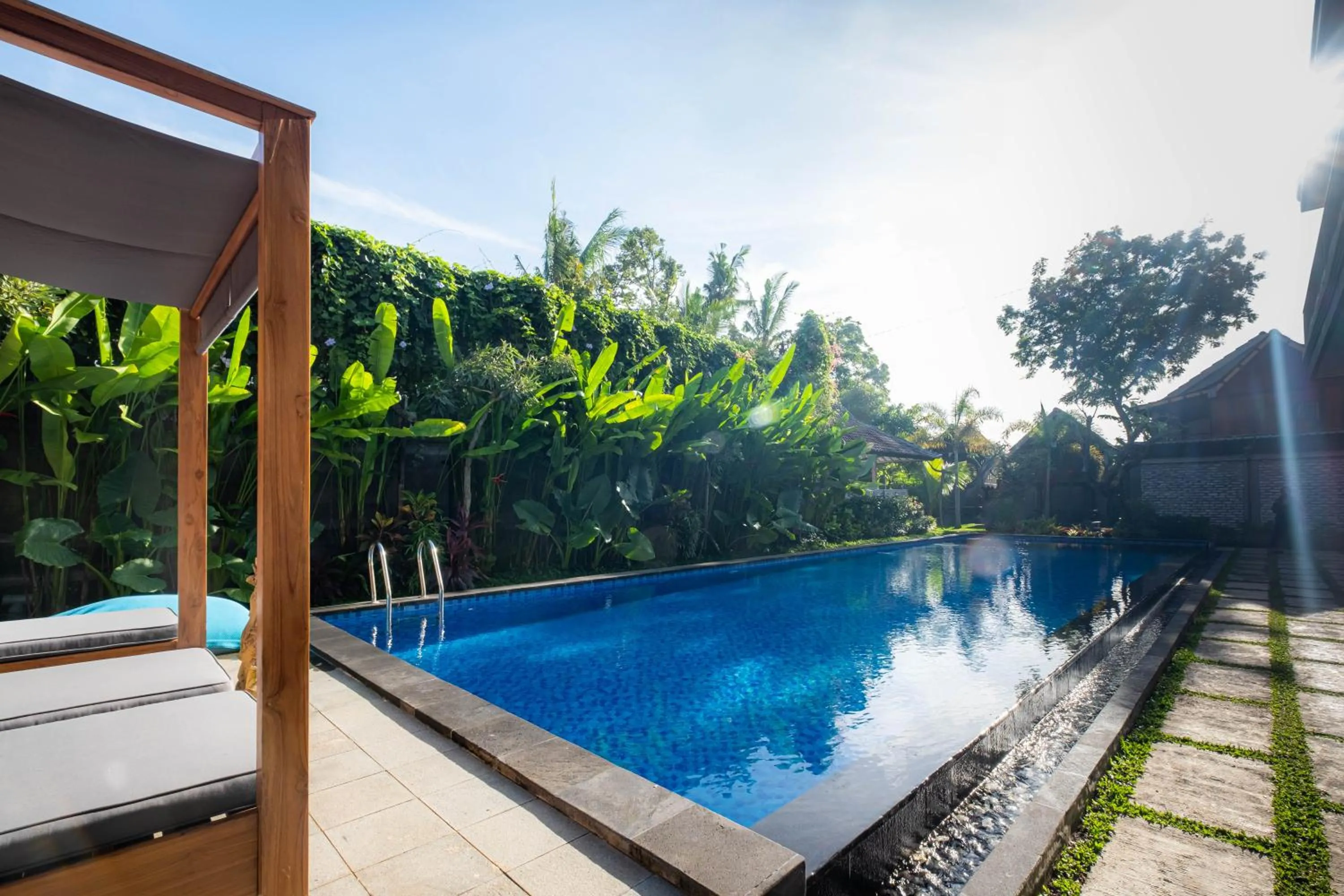 Day in Kubu Kirana by Supala