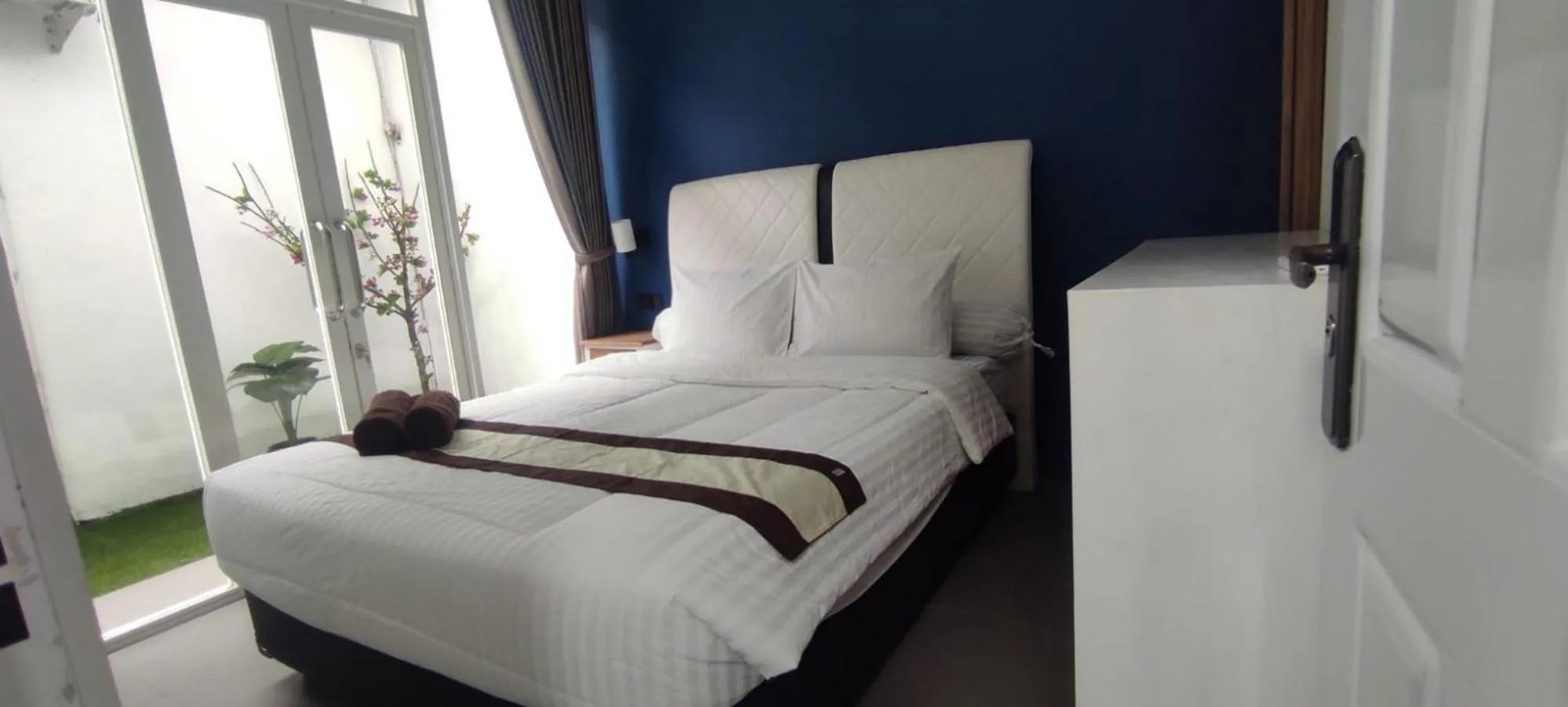 Bed in Aliandra Villa by The Lavana