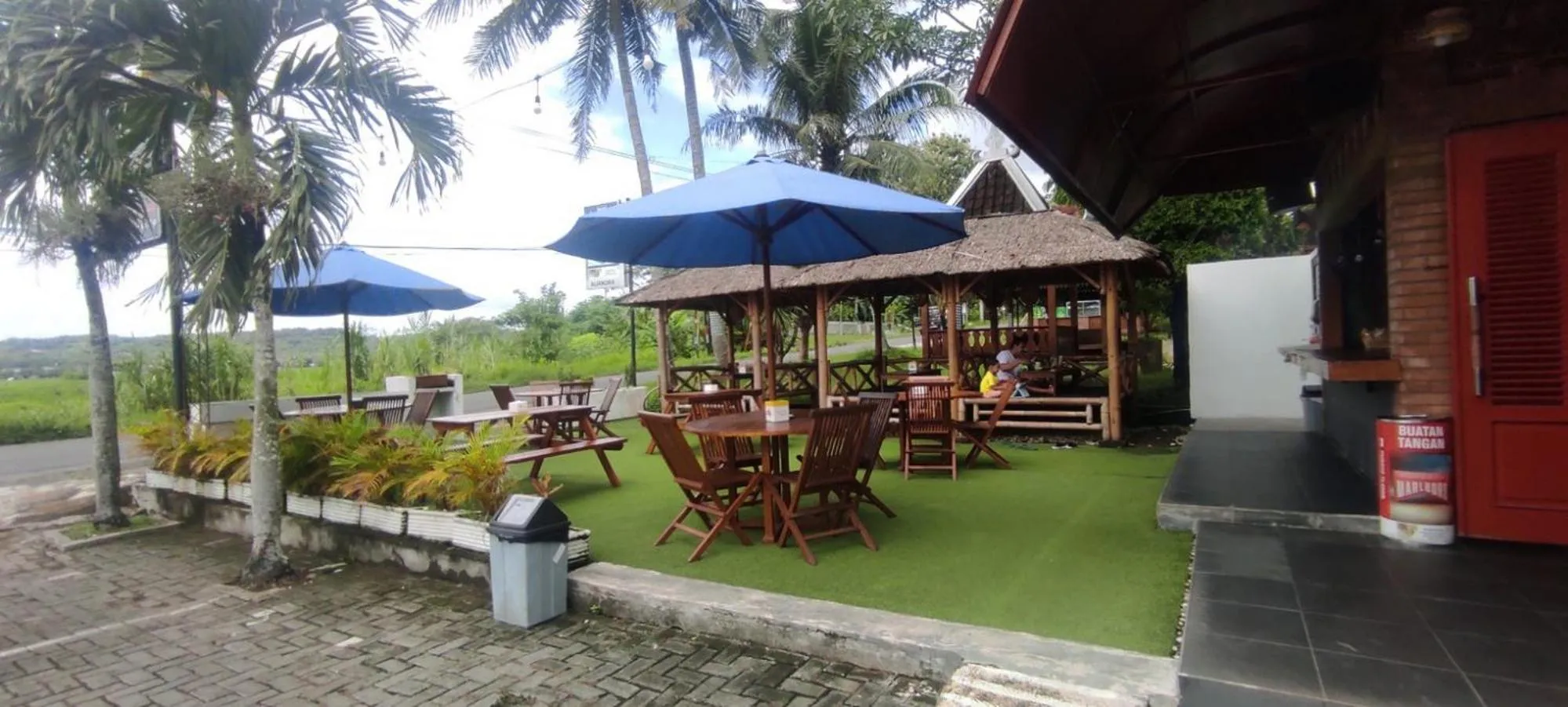 Property building in Aliandra Villa by The Lavana