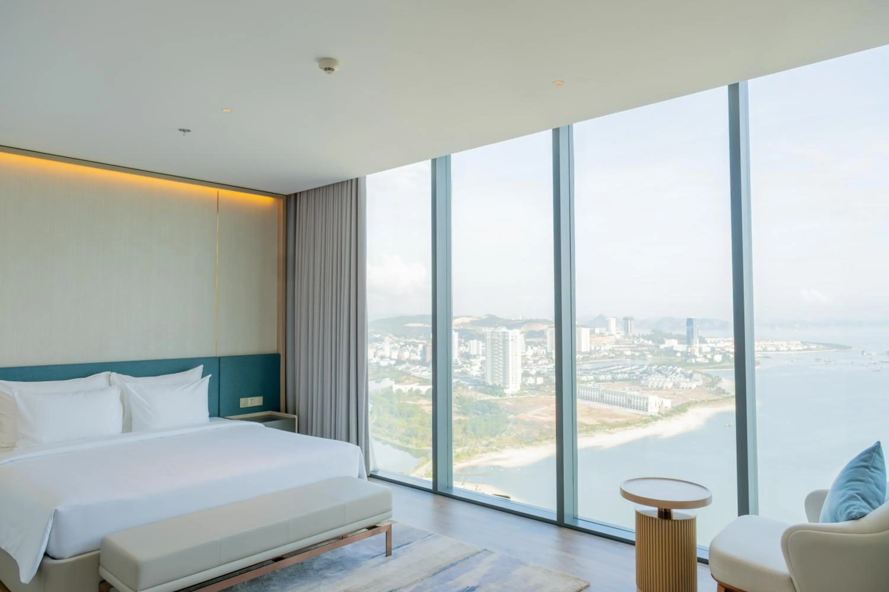 Bed in A La Carte Ha Long Bay Managed by TASECO