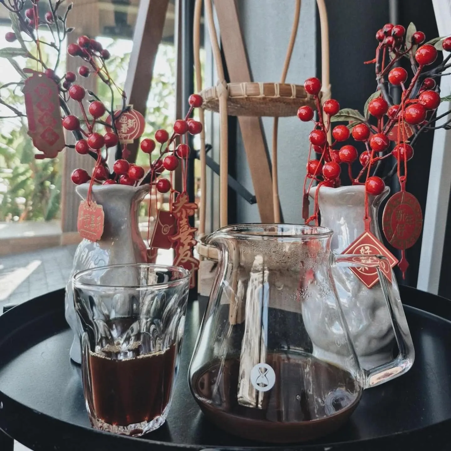 Restaurant/places to eat in The Bedrooms Maeklong and Services Apartment