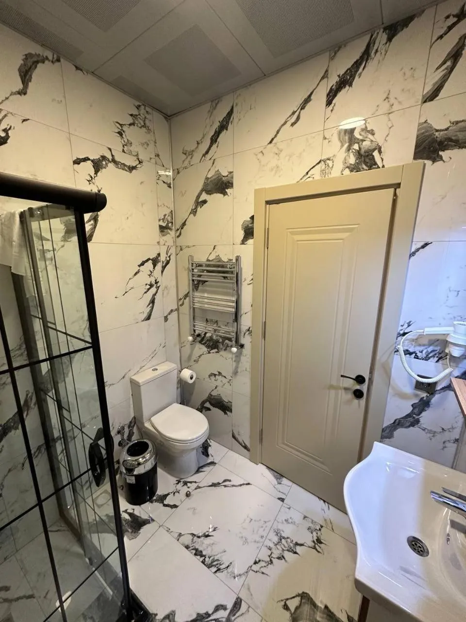 Bathroom in Akel Guest House