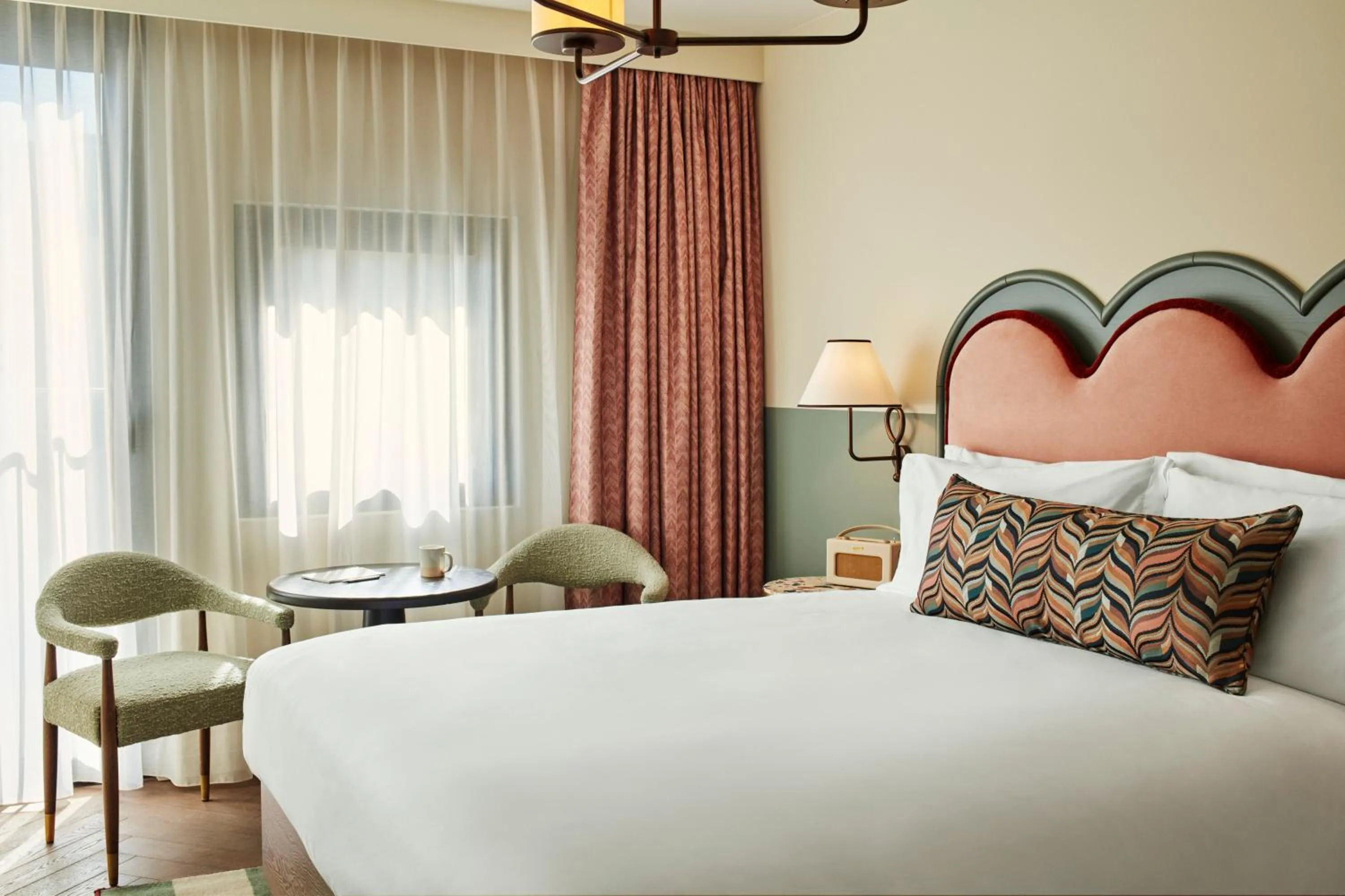 Bedroom, Bed in The Hoxton, Berlin