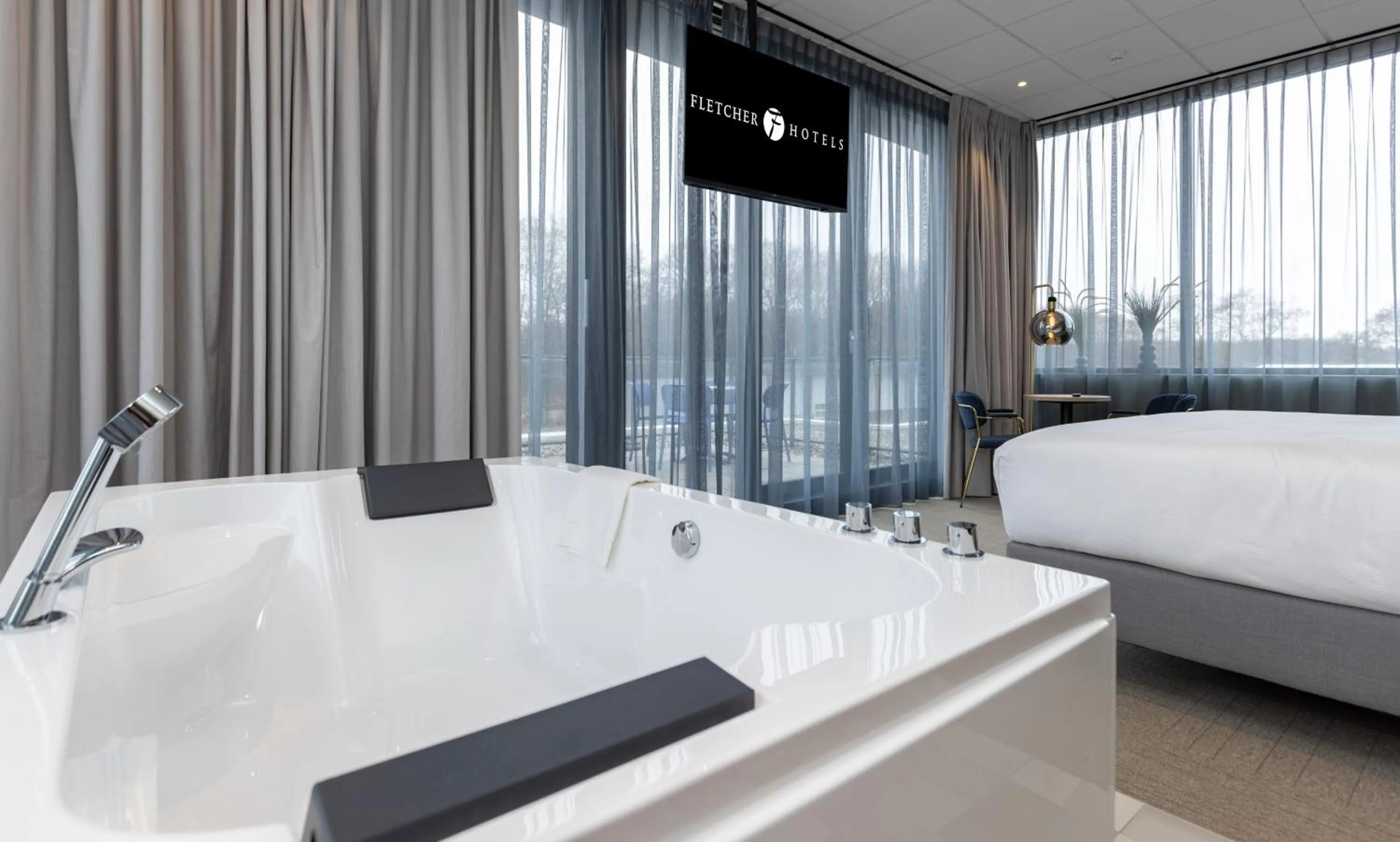 Bedroom, Bed in Fletcher Hotel-Restaurant Marknesse