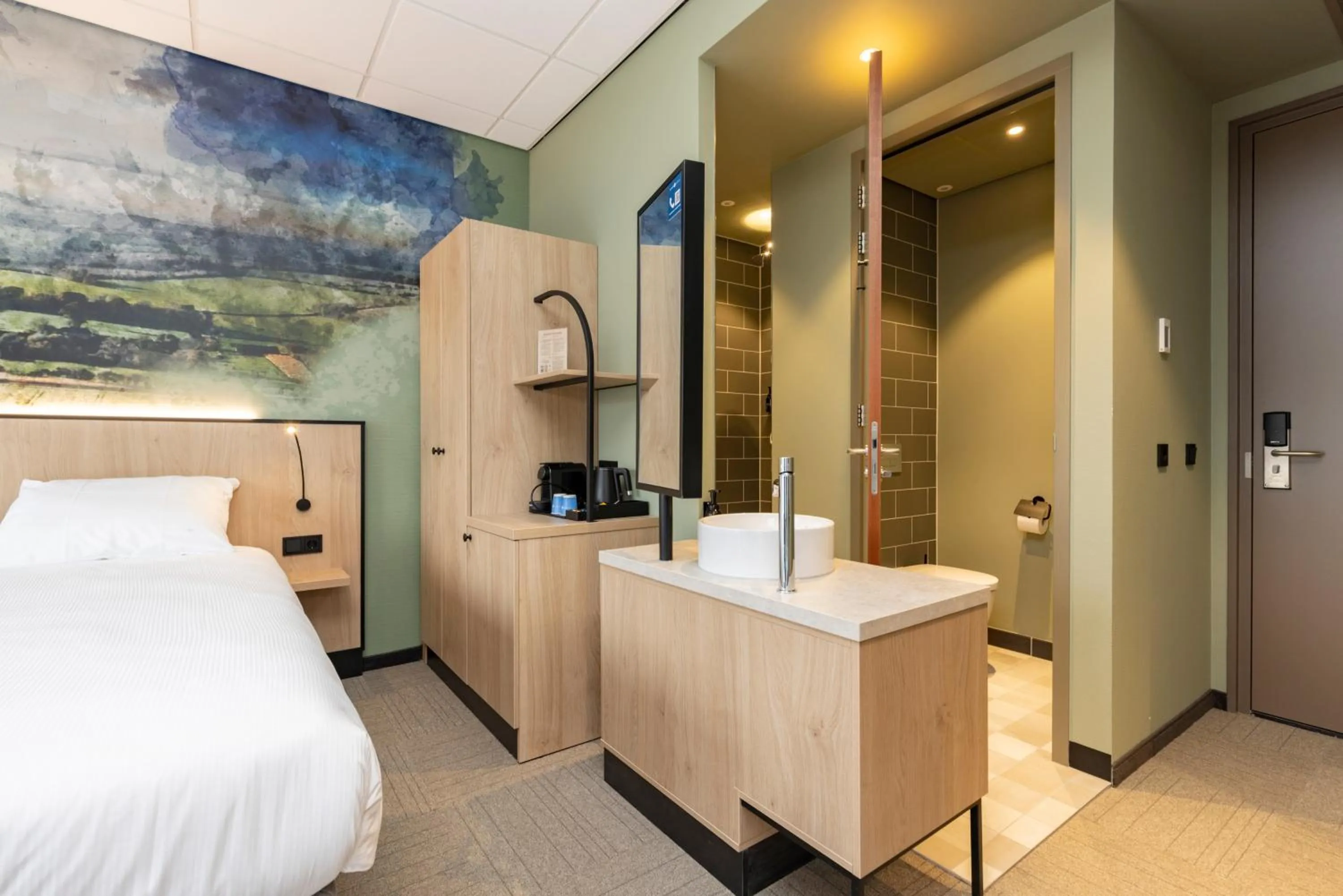 hair dresser, Bed in Fletcher Hotel-Restaurant Marknesse