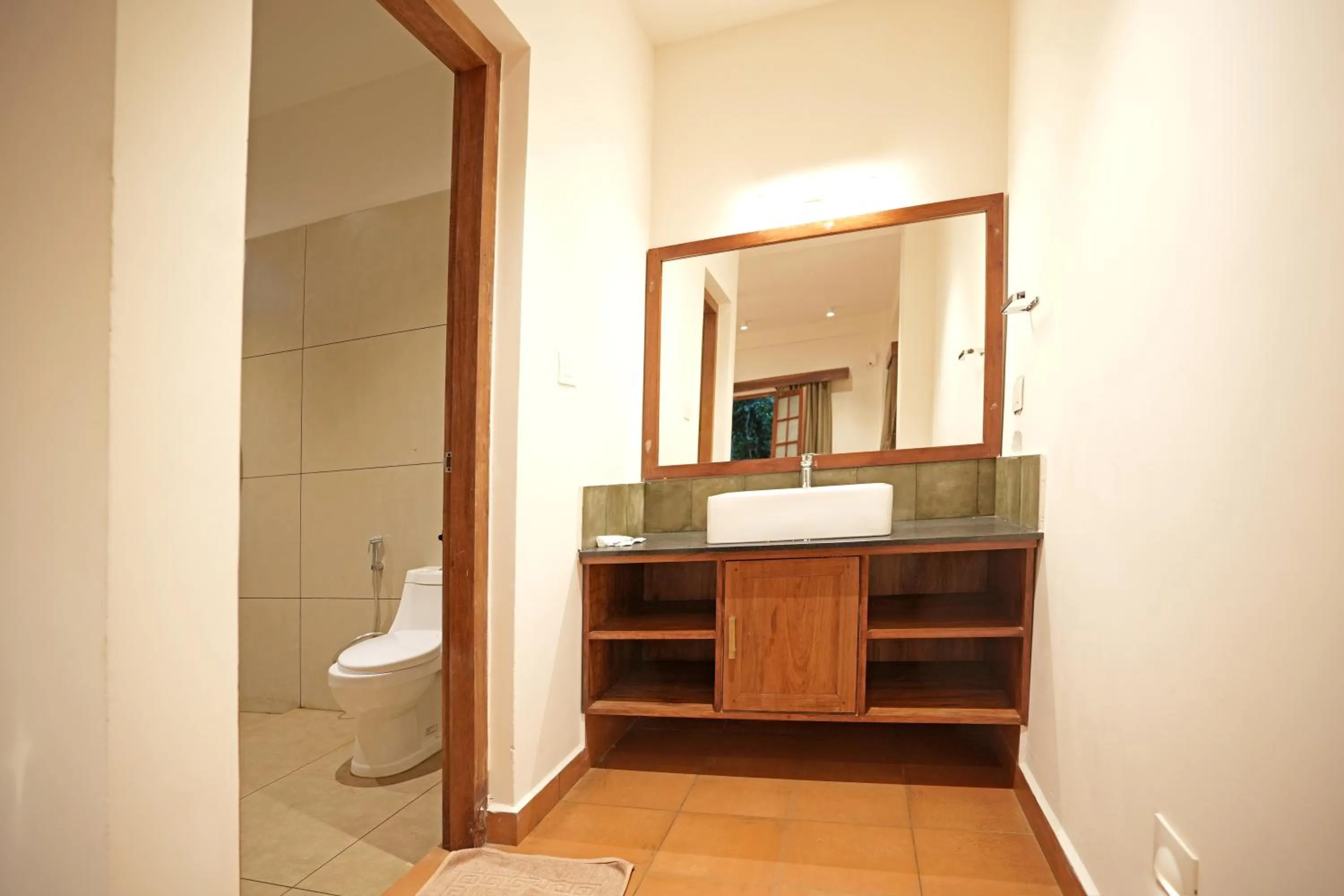 Bathroom in Coffee Acres Resort