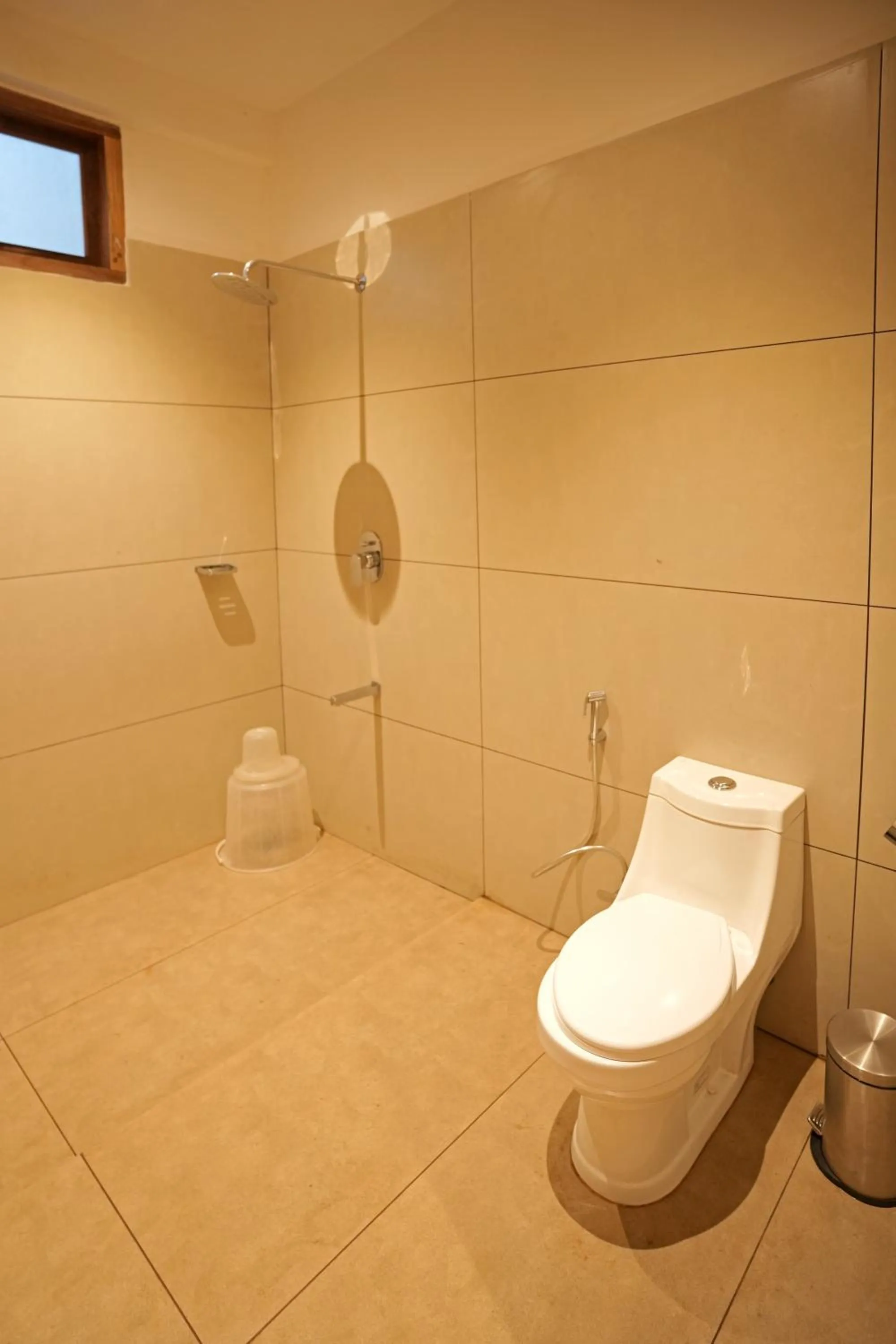 Shower in Coffee Acres Resort