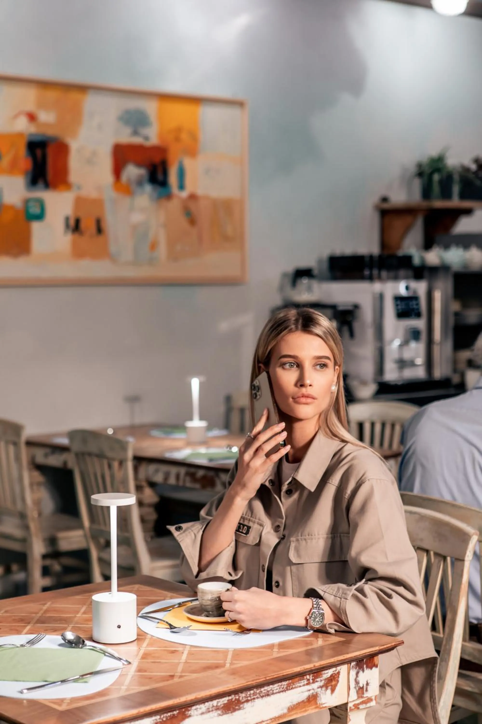 Restaurant/places to eat in K MODERN HOTEL