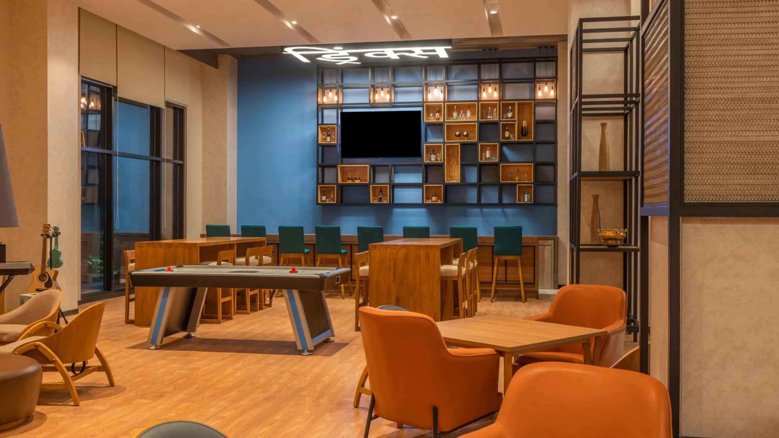 Lounge or bar in ibis Thane - An Accor Brand