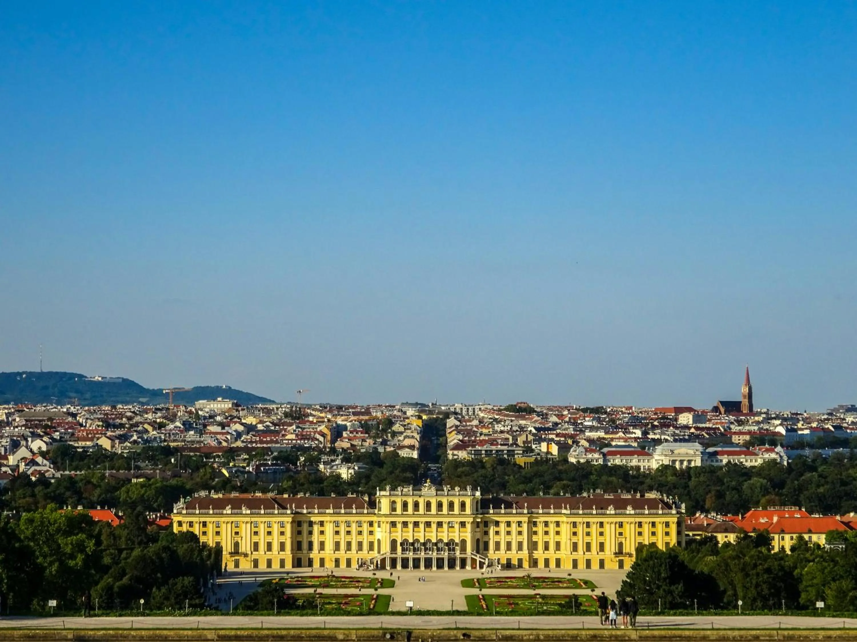 Nearby landmark in greet Wien City Nord