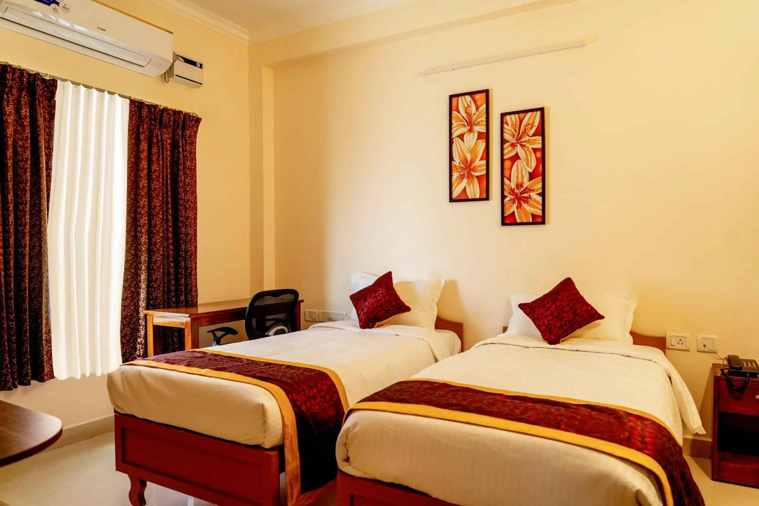 Revostay Royel by Crossway Revostay Royel by Crossway