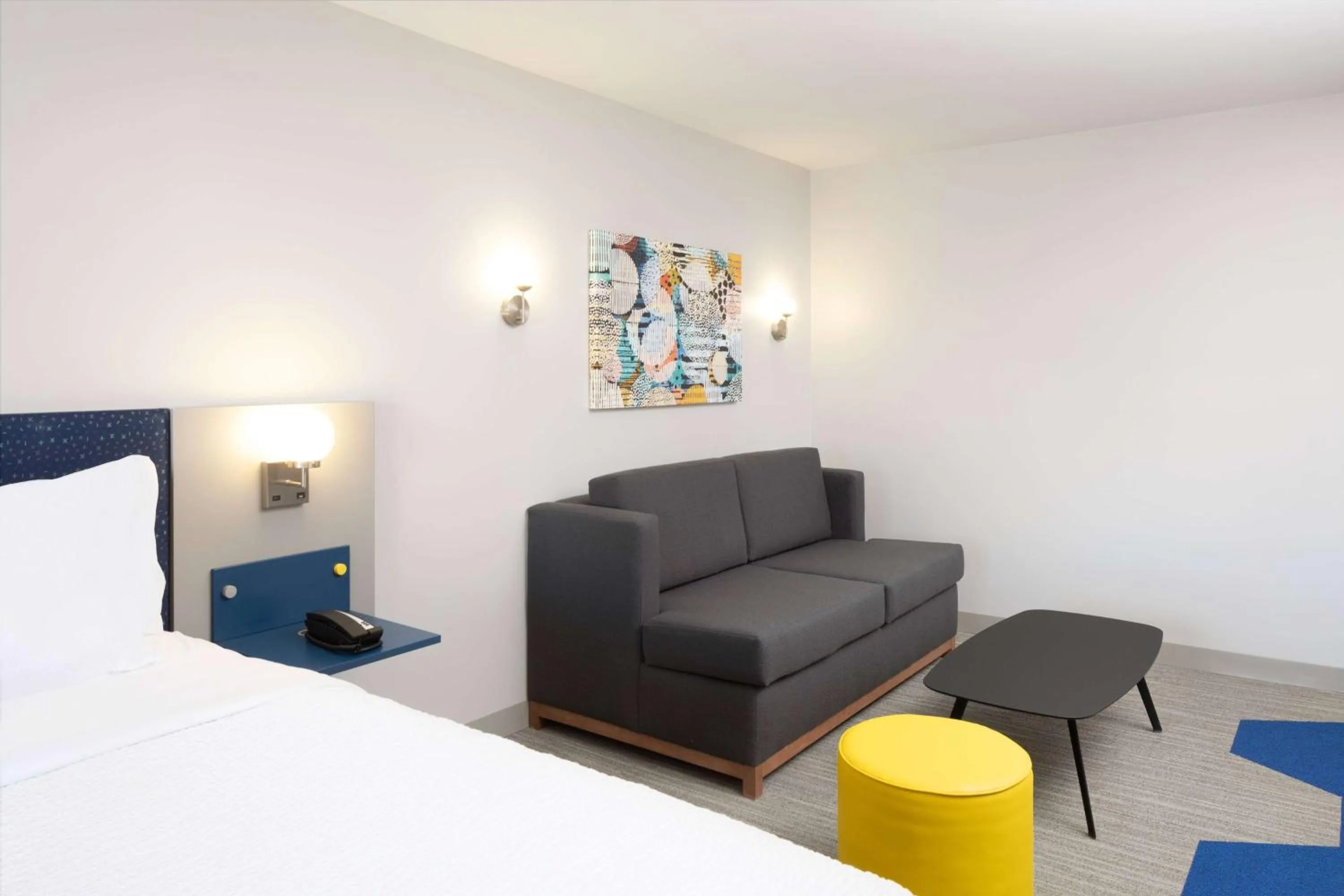 Photo of the whole room, Bed in Microtel Inn & Suites by Wyndham Macedon