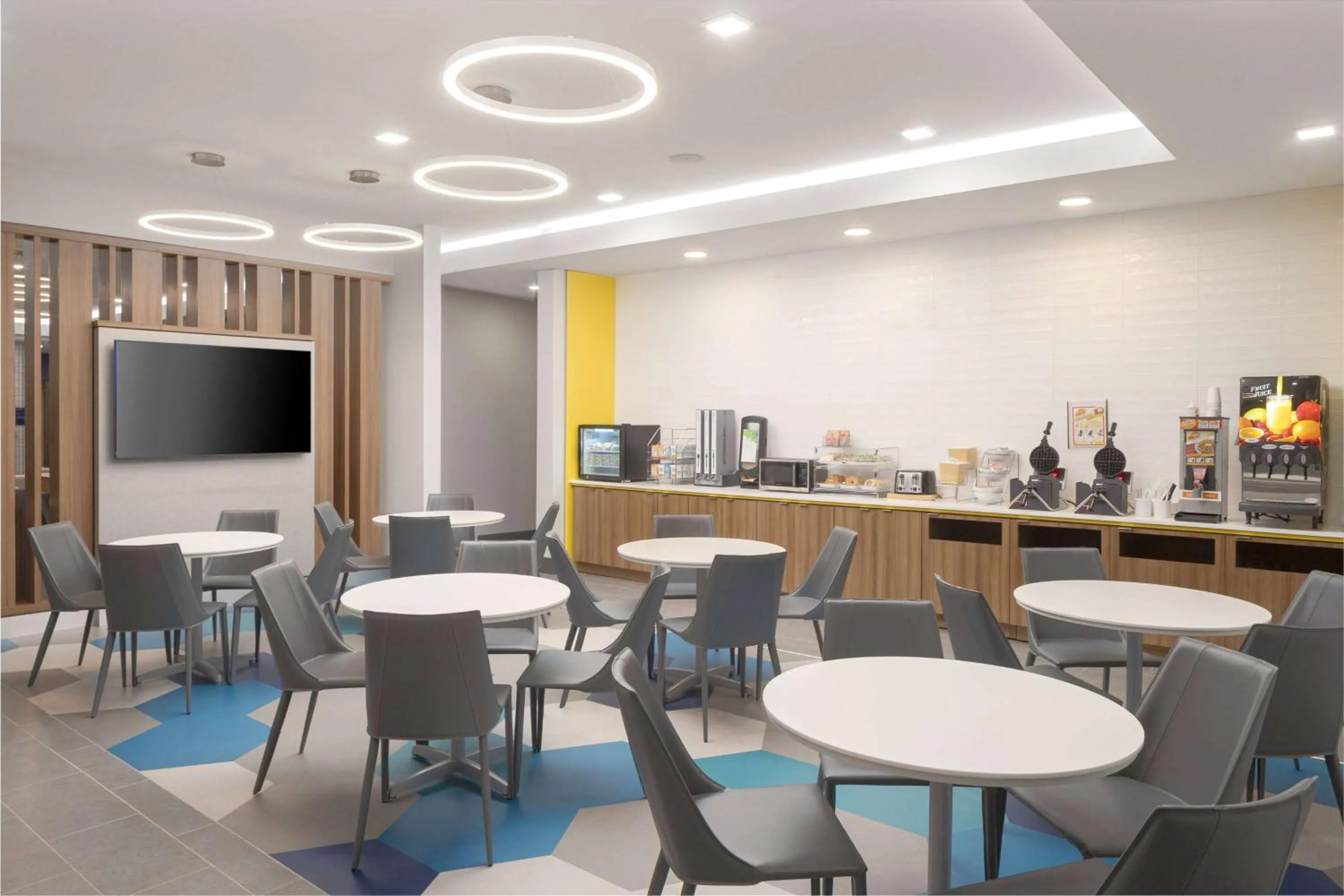 Breakfast in Microtel Inn & Suites by Wyndham Macedon