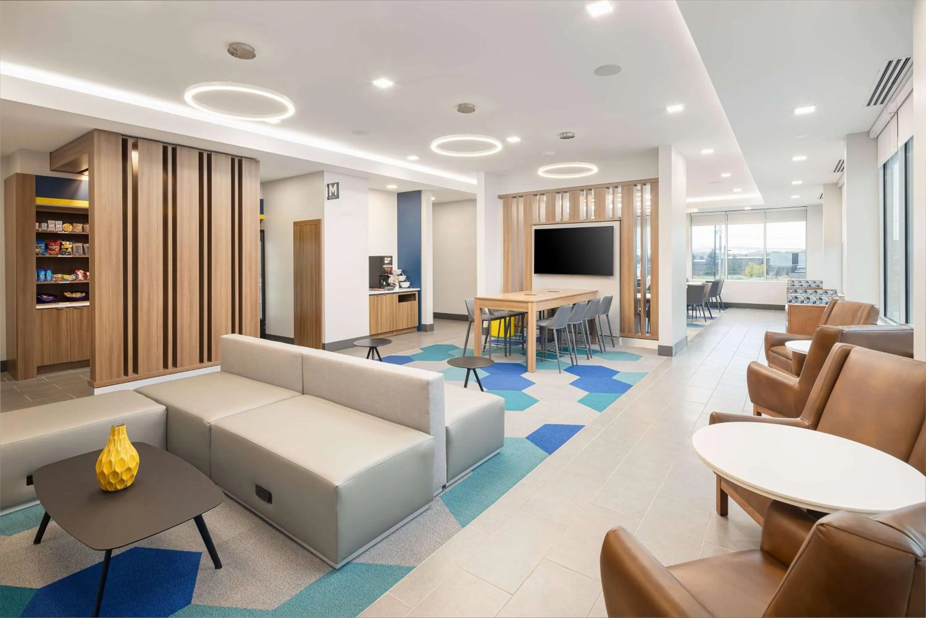 Lobby or reception in Microtel Inn & Suites by Wyndham Macedon